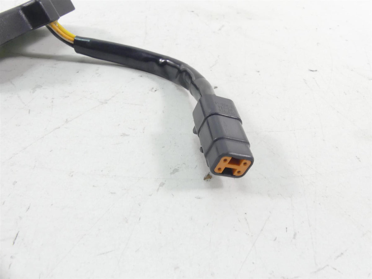 2005 Harley Touring CVO FLHTCSE Electra Glide Garage Door Transmitter 91574-04 {{ shop.shopifyCountryName }} - Mototech271