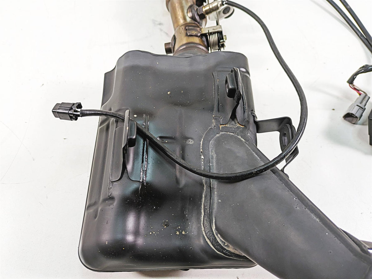 2022 Suzuki GSXR 750 Exhaust Header Manifold & Servo Motor 14100-15J00 {{ shop.shopifyCountryName }} - Mototech271