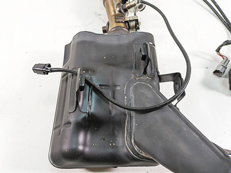 2022 Suzuki GSXR 750 Exhaust Header Manifold & Servo Motor 14100-15J00 {{ shop.shopifyCountryName }} - Mototech271