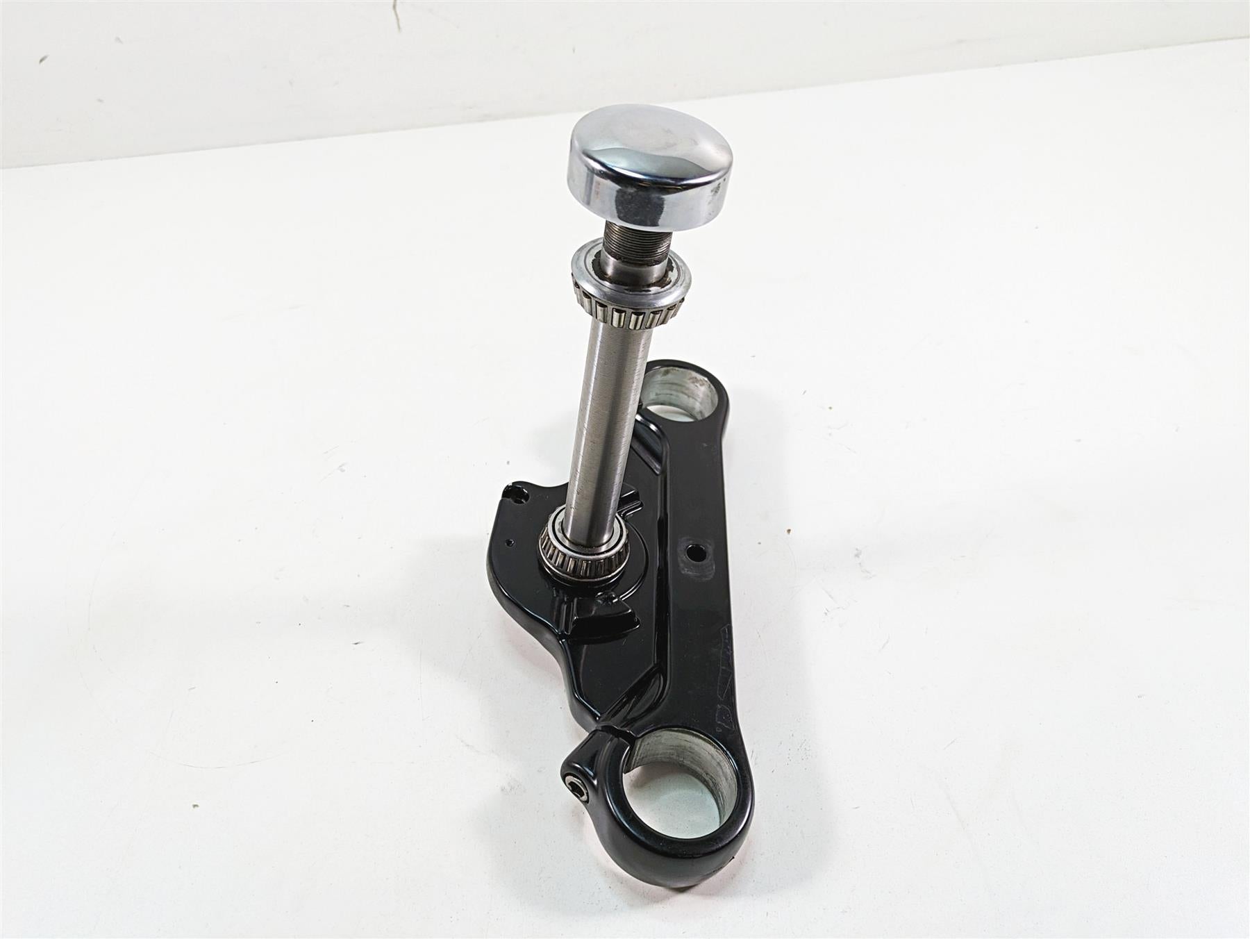 2009 Harley FXDF Dyna Fat Bob Lower Triple Tree Clamp 49mm - Read 47648-08 {{ shop.shopifyCountryName }} - Mototech271