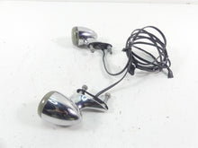 Load image into Gallery viewer, 2005 Harley Touring Road Glide FLTR Front Turn Signal Blinker Set 69550-04 | Mototech271
