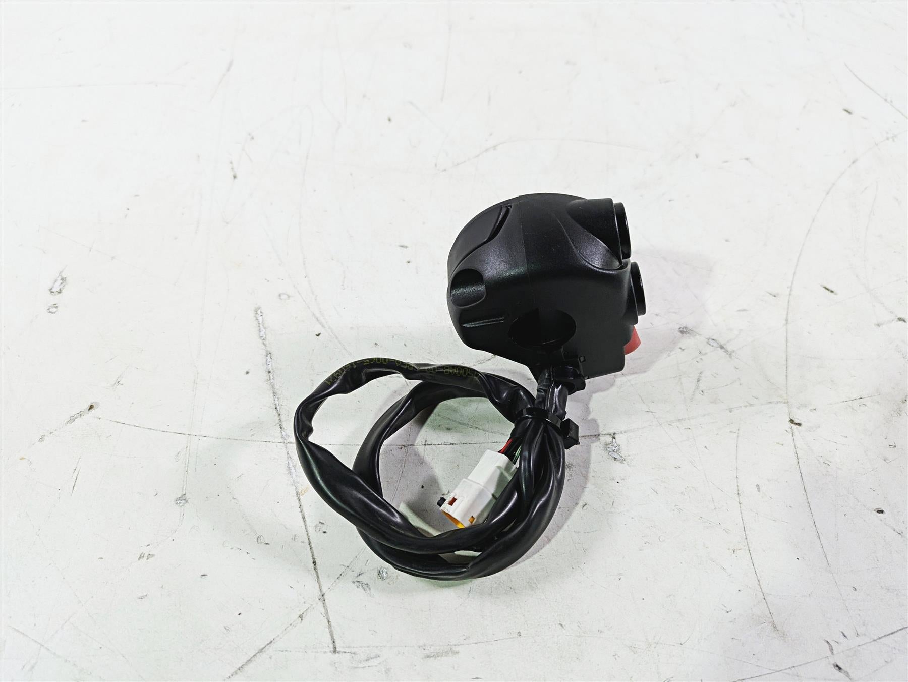 2022 MV Agusta F3 800 Rosso Right Hand Control Switch Launch Map 8A00C9848 {{ shop.shopifyCountryName }} - Mototech271