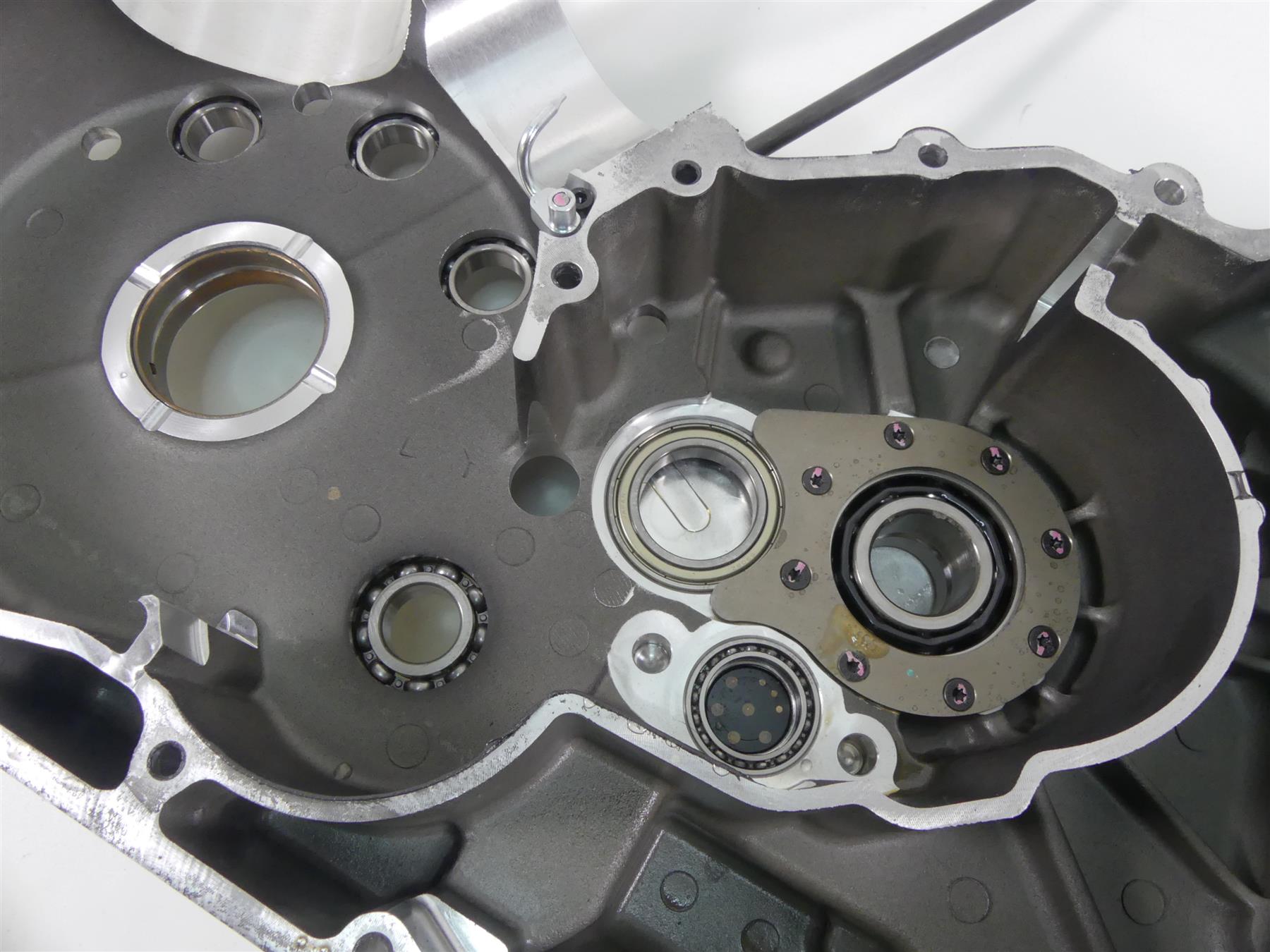 2016 Indian Chieftain Dark Horse Crankcase Crank Case Engine Housing 1205044 {{ shop.shopifyCountryName }} - Mototech271