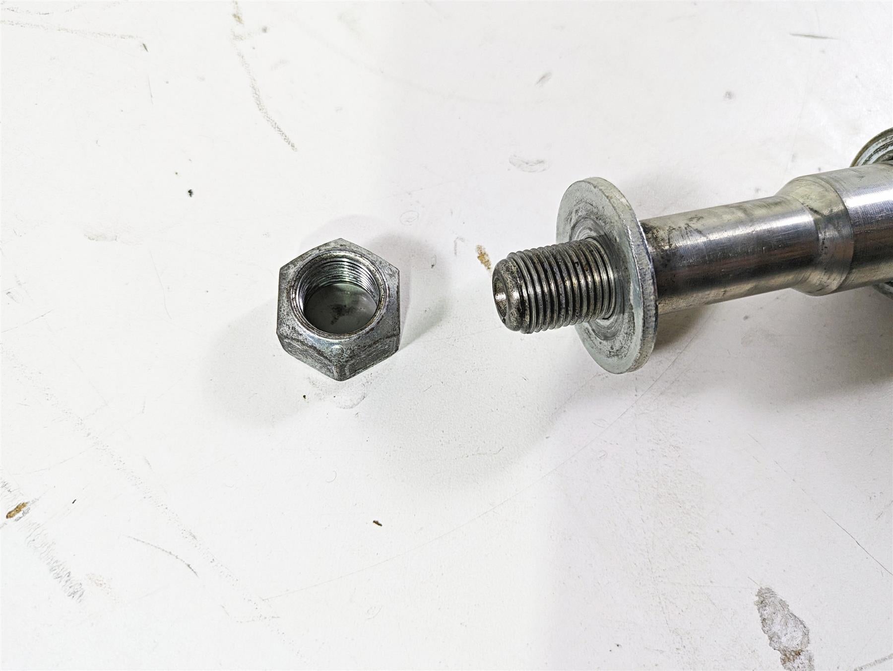 2013 Harley VRSCDX Night Rod Sp Front Axle Wheel Spindle 25mm 41628-08 {{ shop.shopifyCountryName }} - Mototech271