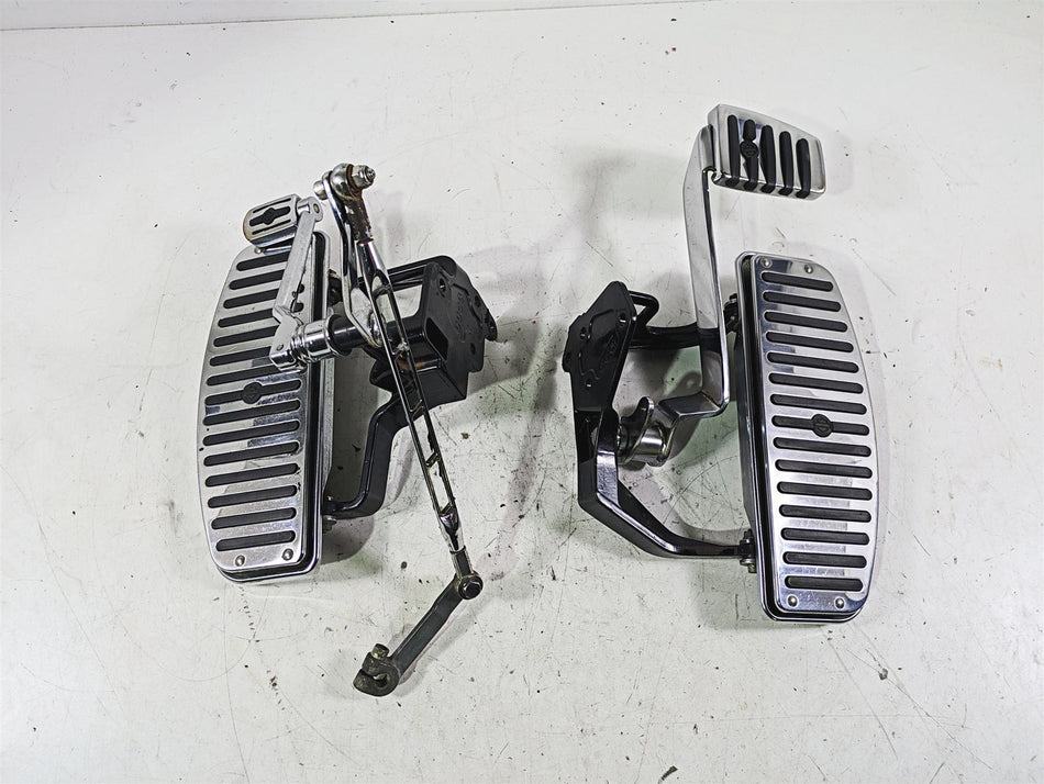 2002 Harley FLSTC Softail Heritage Left Right Chrome Floor Board Set 33630-00A {{ shop.shopifyCountryName }} - Mototech271