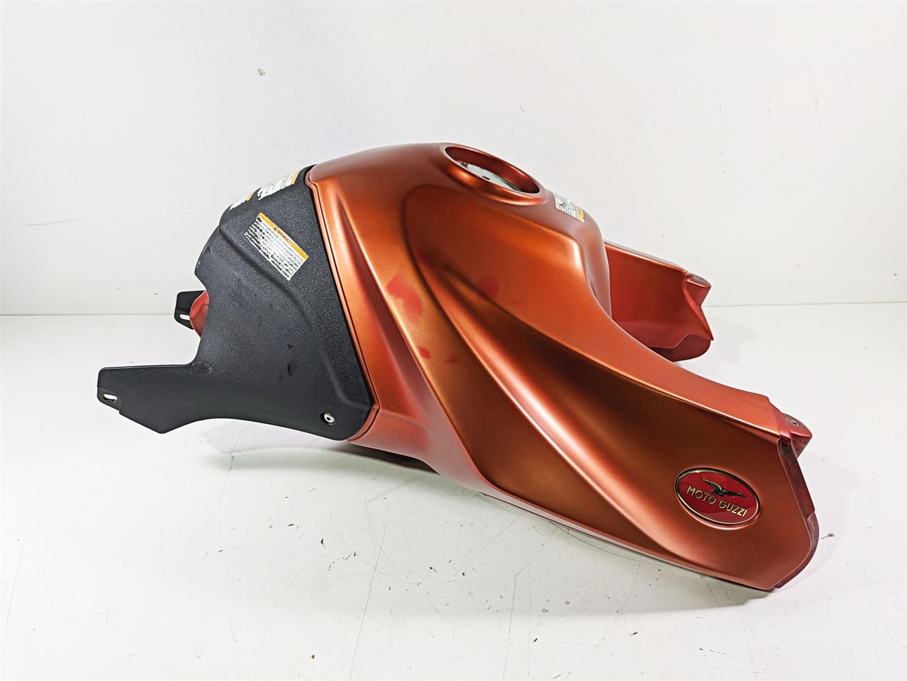 2016 Moto Guzzi Stelvio 1200 8V NTX Fuel Gas Petrol Tank & Rear Cover 897635 {{ shop.shopifyCountryName }} - Mototech271