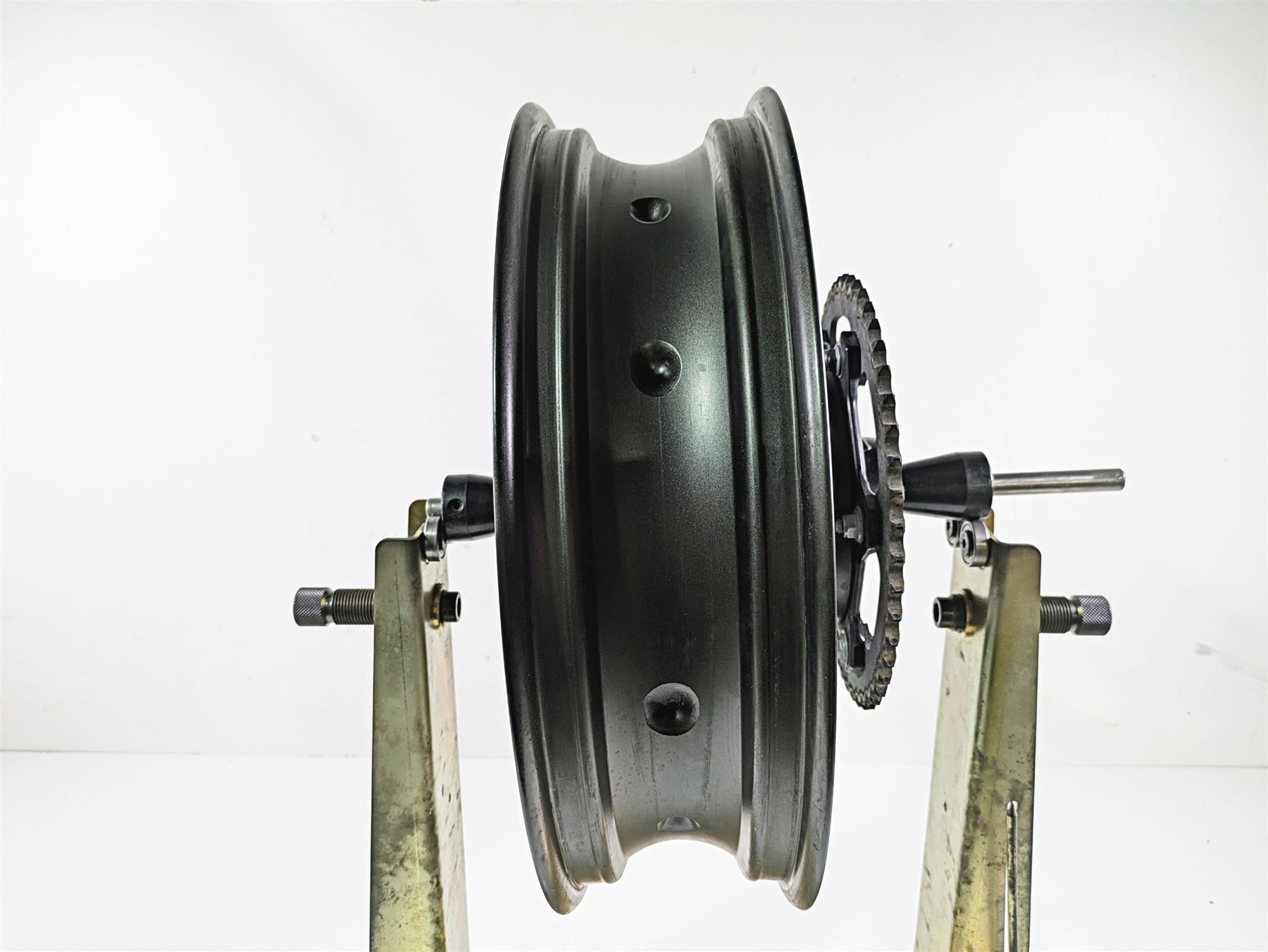 2024 Triumph Tiger 900 GT Straight 17x4.25 Rear Wheel Rim T2010909 {{ shop.shopifyCountryName }} - Mototech271