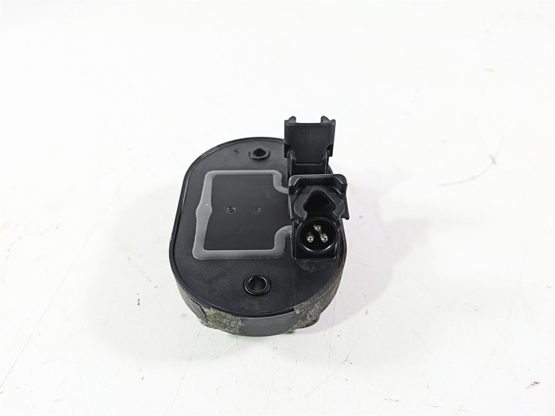 2018 Harley Softail FXFBS Fat Bob Rectifier Voltage Regulator 74700031 {{ shop.shopifyCountryName }} - Mototech271