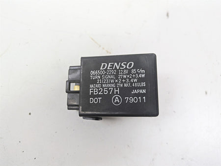 2006 Yamaha XVS650 V-Star Classic Turn Signal Flasher Relay 2UJ-83350-01-00 {{ shop.shopifyCountryName }} - Mototech271