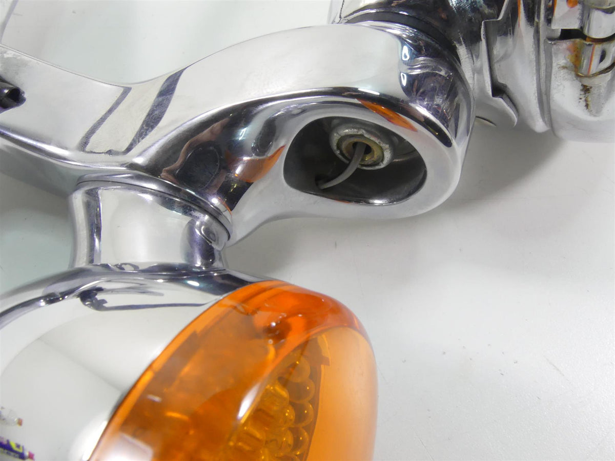 2009 Harley FLHTCU SE4 CVO E-Glide Front Left Led Spot Light Blinker 69548-06 {{ shop.shopifyCountryName }} - Mototech271