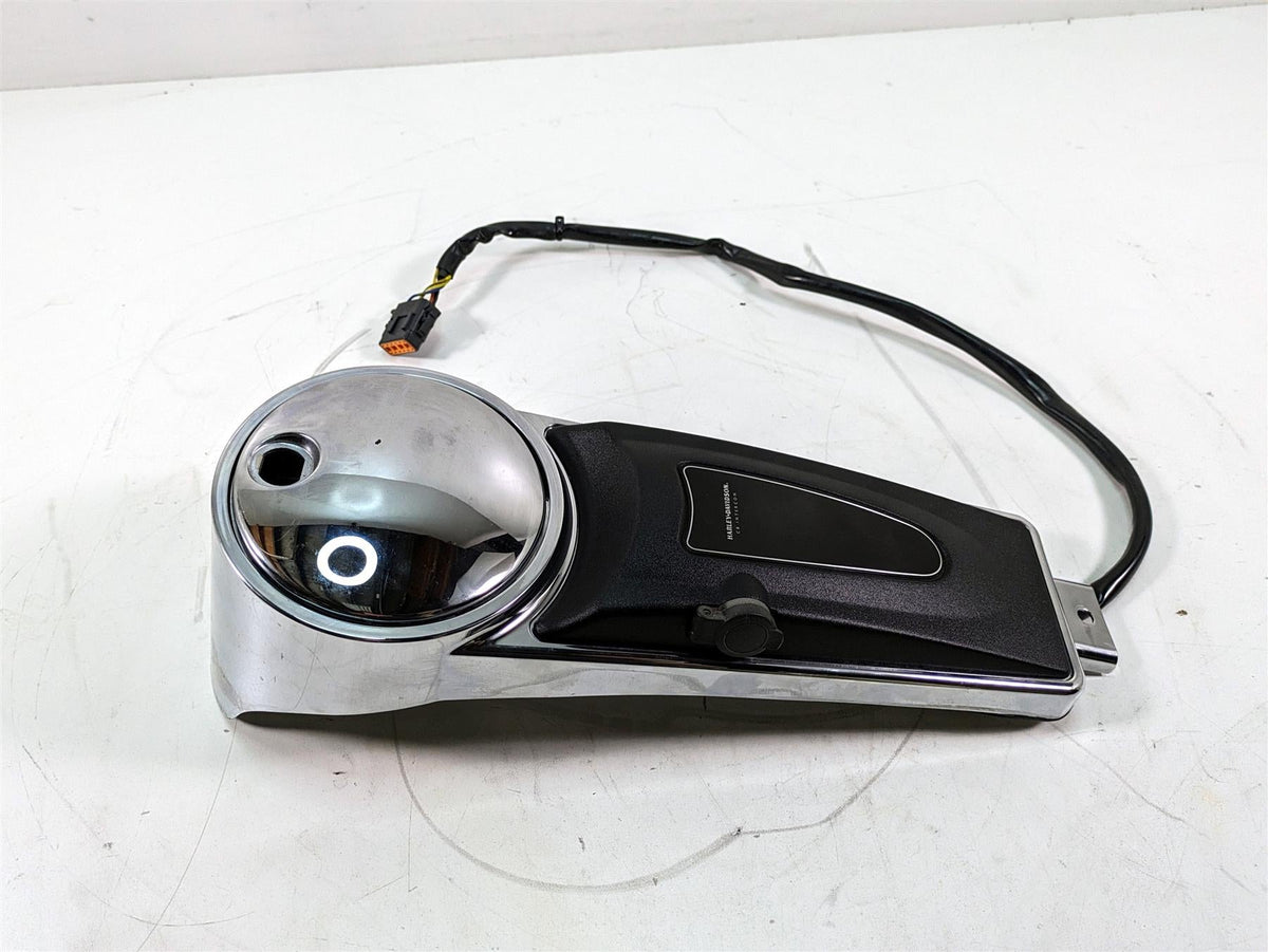 2006 Harley Touring FLHTCUI Electra Glide Fuel Gas Tank Dash Cover 61270-98A {{ shop.shopifyCountryName }} - Mototech271
