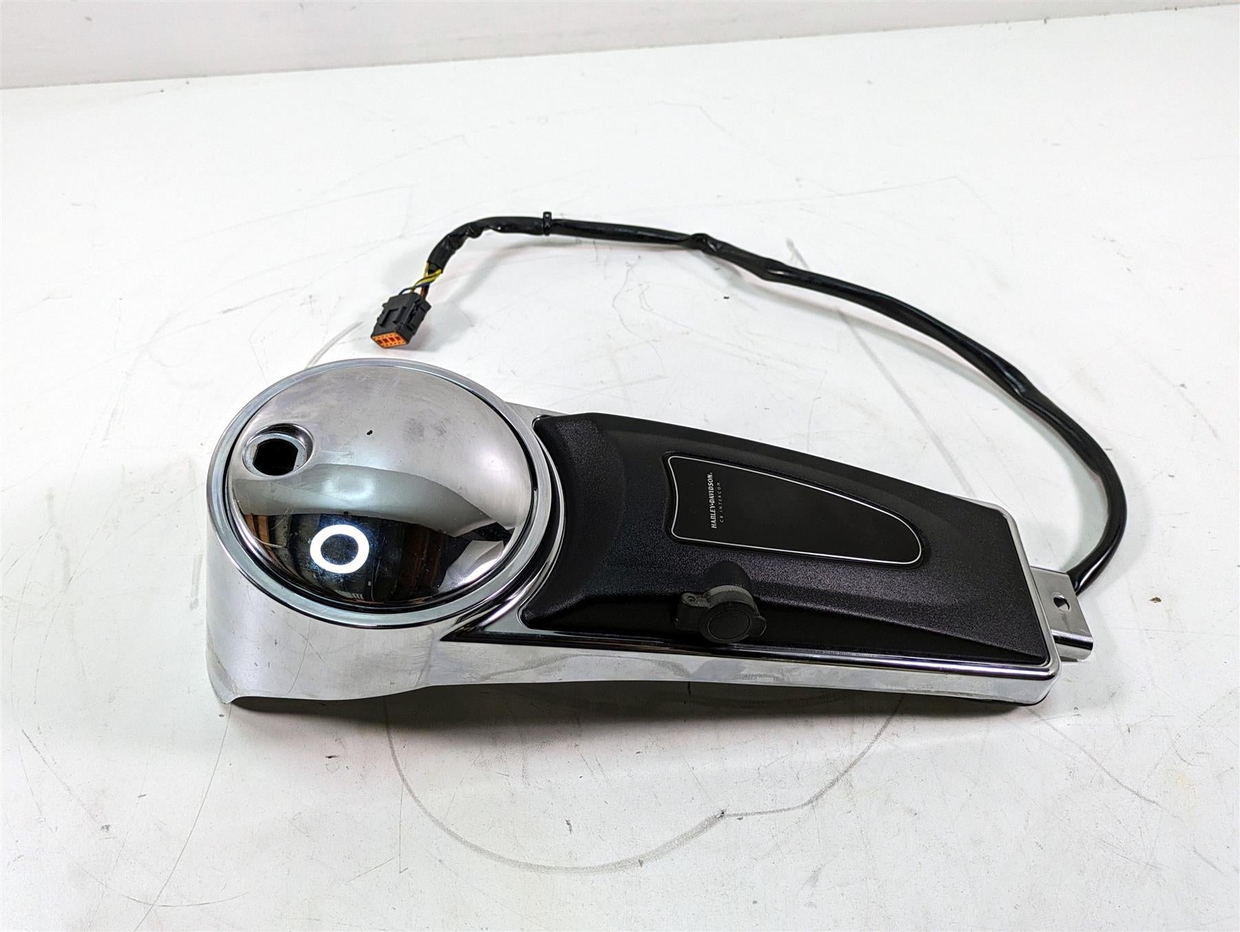 2006 Harley Touring FLHTCUI Electra Glide Fuel Gas Tank Dash Cover 61270-98A | Mototech271