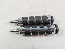 Load image into Gallery viewer, 2011 Harley Touring FLTRU Road Glide Aftermarket Spike Hand Grip Set | Mototech271
