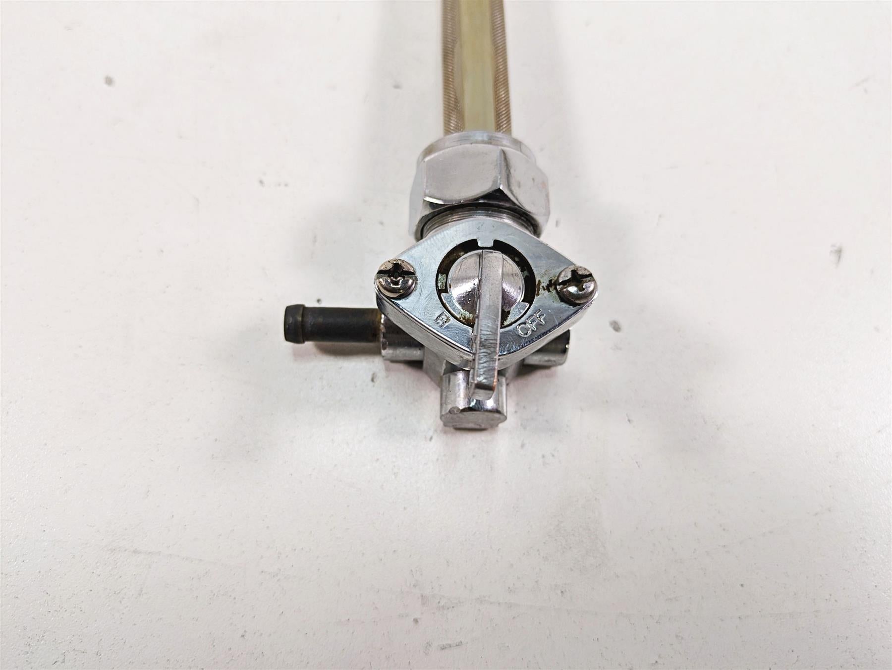 1990 Harley Sportster XLH883 XL883 Petcock Fuel Gas Petrol Valve 62169-81 {{ shop.shopifyCountryName }} - Mototech271