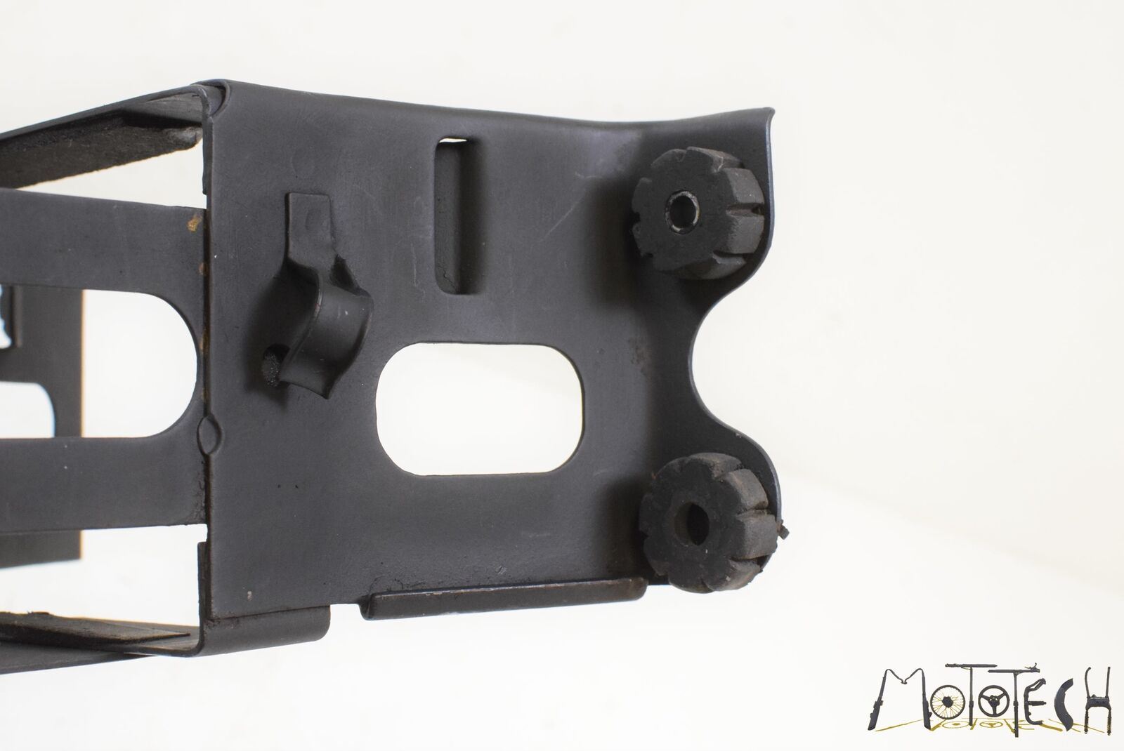 1976 Honda CB750F CB750 Supersport Battery Holder Tray 50325392000 {{ shop.shopifyCountryName }} - Mototech271