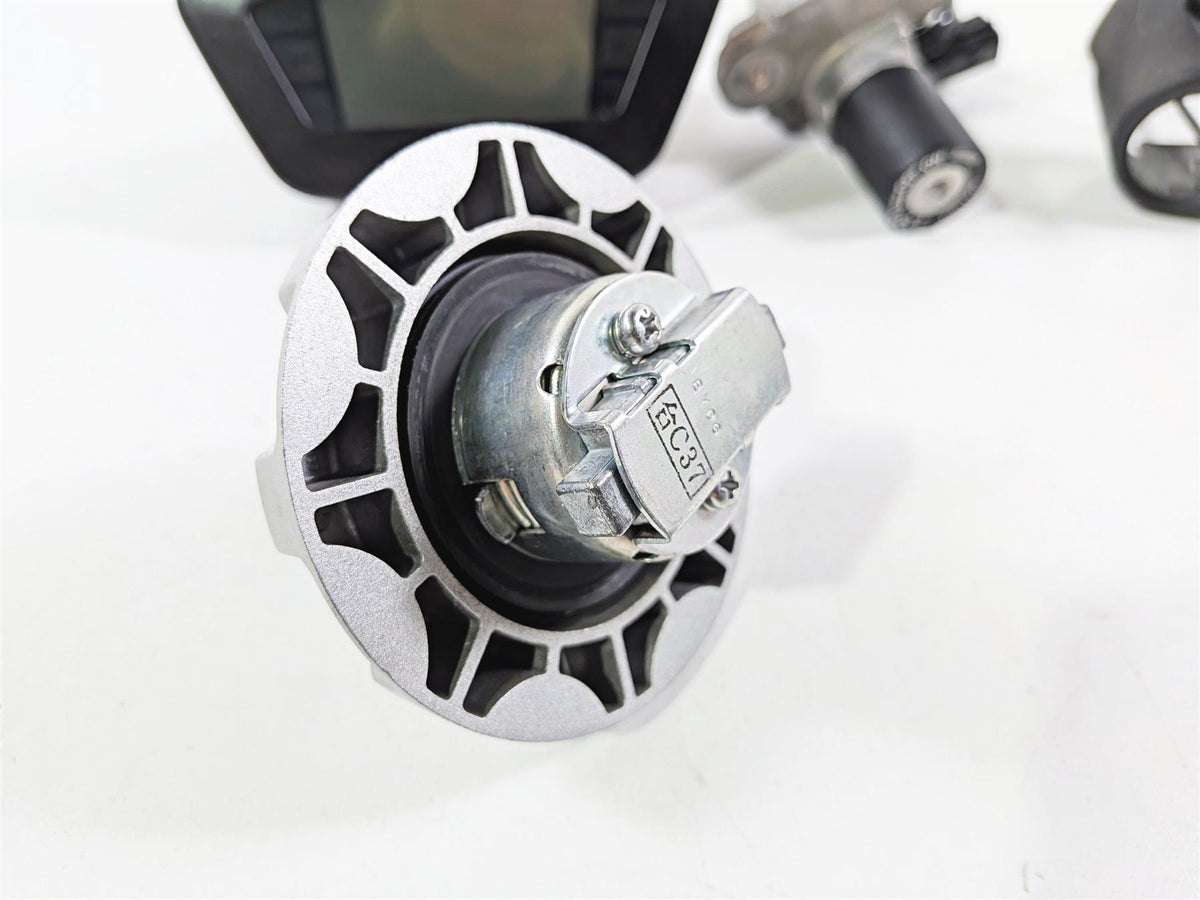 2009 Ducati Hypermotard 1100 S Speedometer Ignition Switch Key Lock Set 14K 40610586A-Mototech271