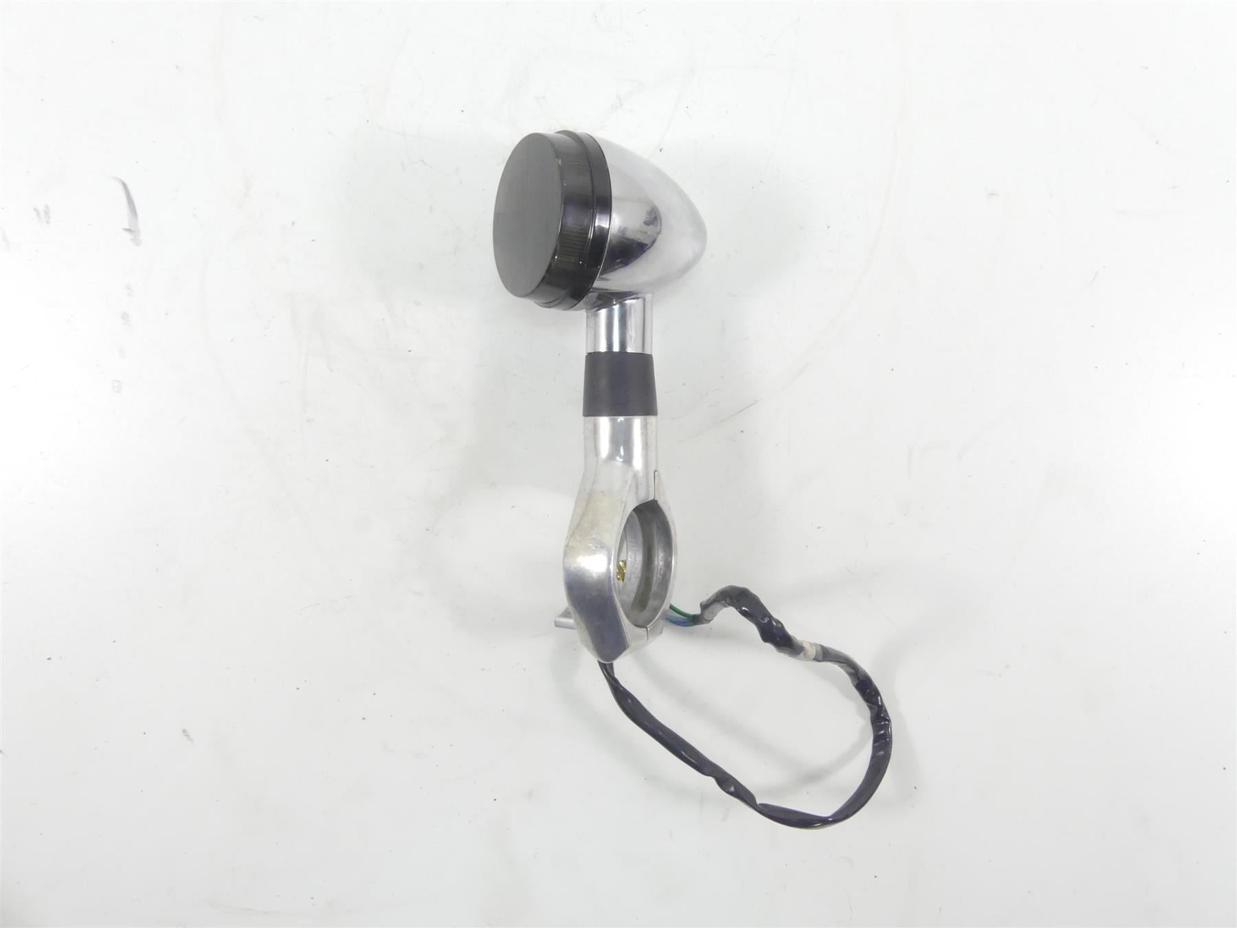 2002 Honda VTX1800 C Front Right Blinker Turn Signal & Clamp 33400-MBH-672 {{ shop.shopifyCountryName }} - Mototech271