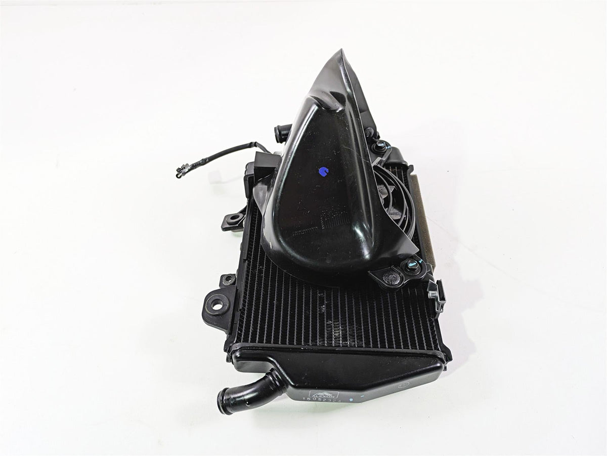 2024 Triumph Tiger 900 GT Right Radiator Fan Reservoir Hoses T2104600 T2104201 {{ shop.shopifyCountryName }} - Mototech271