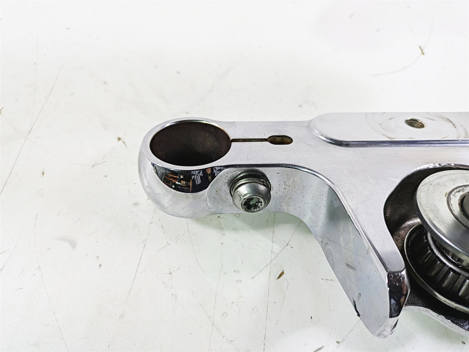 2003 Harley Softail FXSTDI Deuce 100th Upper Lower Triple Tree Set 45475-00A {{ shop.shopifyCountryName }} - Mototech271