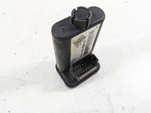 Load image into Gallery viewer, Harley Davidson Tsm Turn Signal Module - Read 68920-01 | Mototech271
