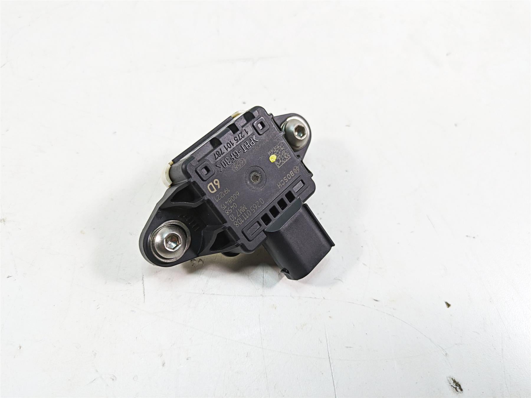 2020 Aprilia Tuono V4 Factory Bosch Lean Angle Fall Sensor 6008415 {{ shop.shopifyCountryName }} - Mototech271