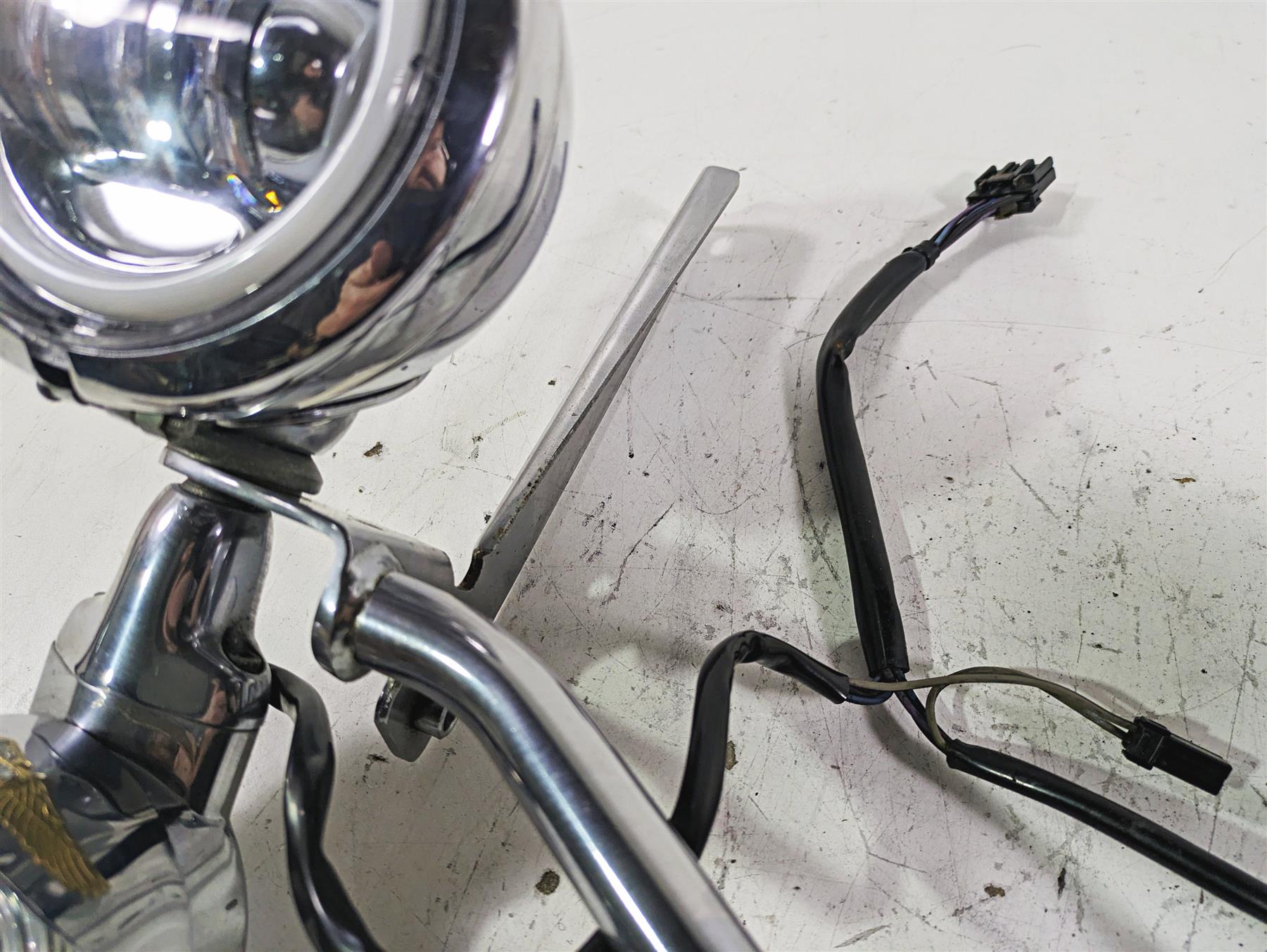 2002 Harley FLSTC Softail Heritage Front Spot Led Light & Blinker Set 58082-02A {{ shop.shopifyCountryName }} - Mototech271