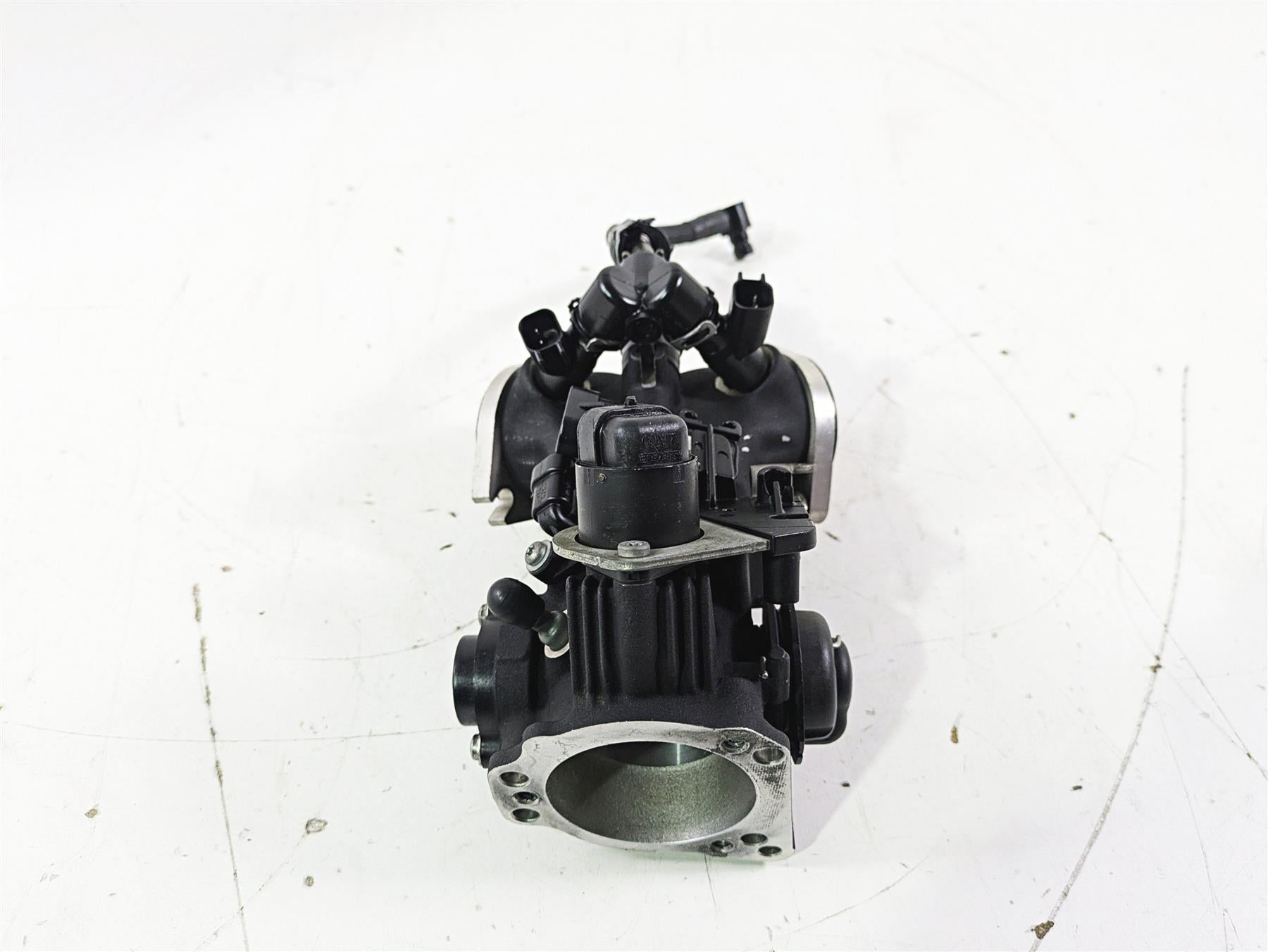 2007 Harley Touring FLHTCU SE CVO E-Glide Throttle Body Fuel Injectors 27641-06 {{ shop.shopifyCountryName }} - Mototech271