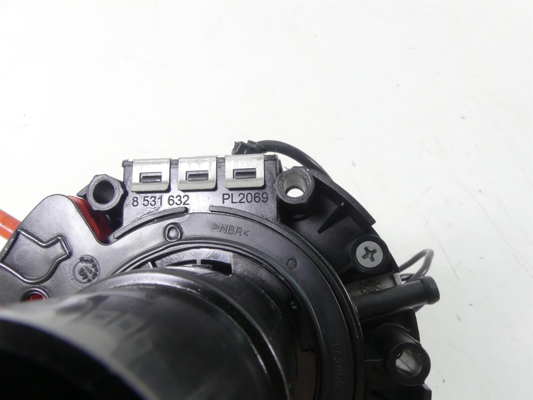 2016 BMW R1200GS K50 Handsfree Keyless Ride Fuel Gas Tank Cap 16118531632 {{ shop.shopifyCountryName }} - Mototech271