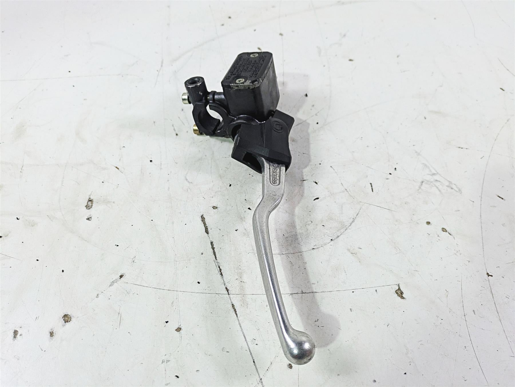 1998 Moto Guzzi California 1100 EV Brembo Front Brake Master Cylinder GU30660180 {{ shop.shopifyCountryName }} - Mototech271