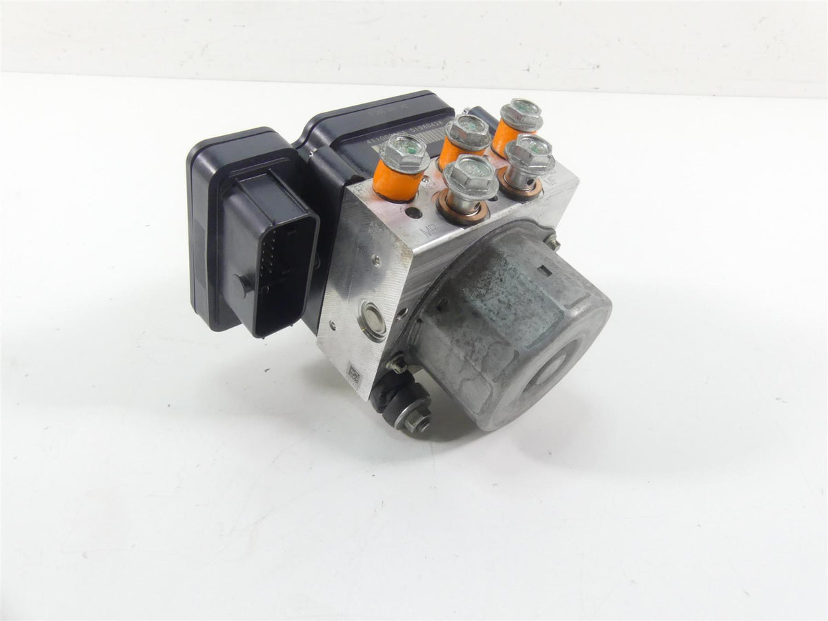 2016 Harley Touring FLHTP Electra Glide Abs Brake Pump Unit Module 41100013A {{ shop.shopifyCountryName }} - Mototech271