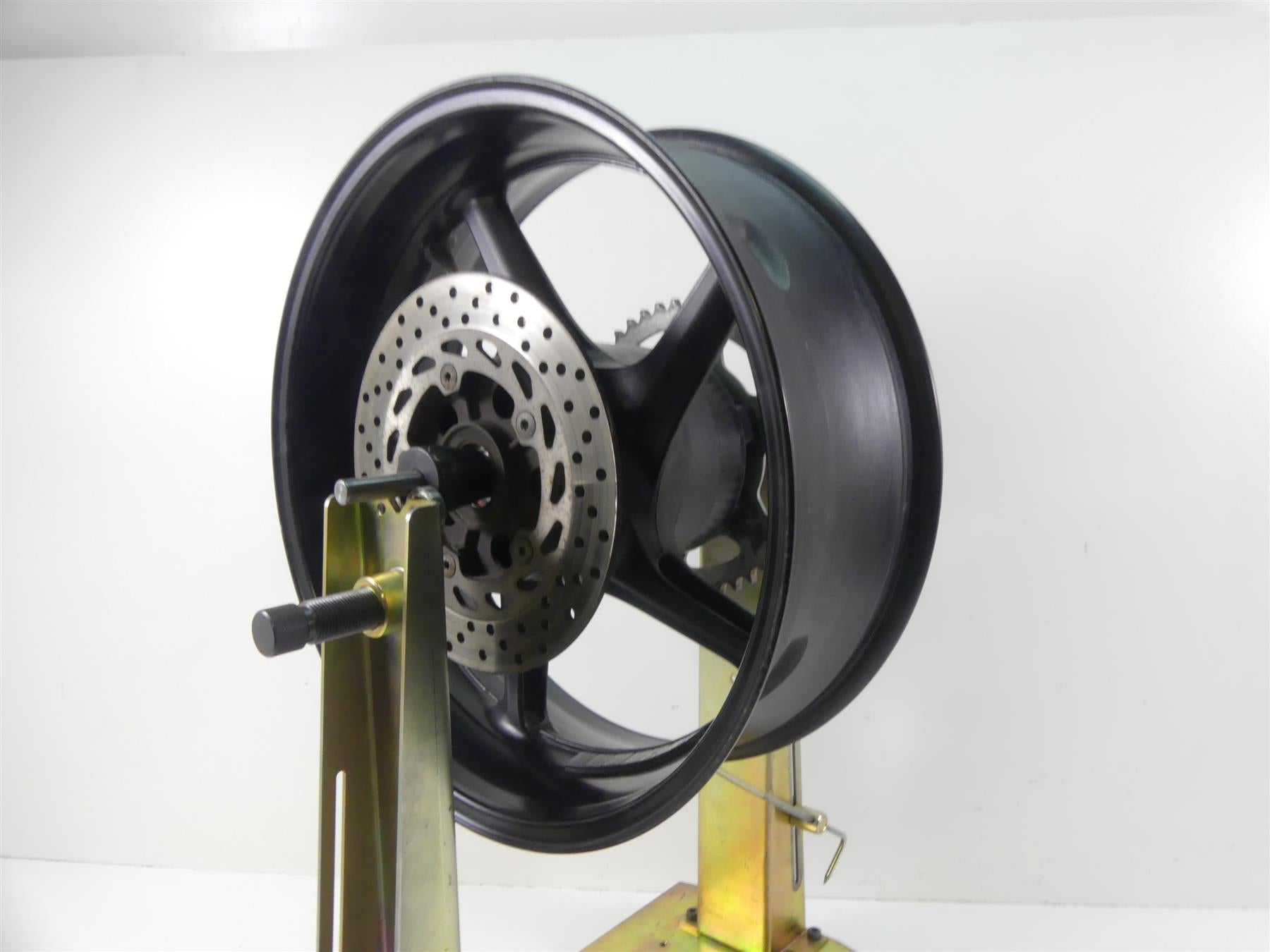 2007 Yamaha FZ1 Fazer Rear Straight 17x6 Wheel Rim 5VY-25338-00-98 {{ shop.shopifyCountryName }} - Mototech271
