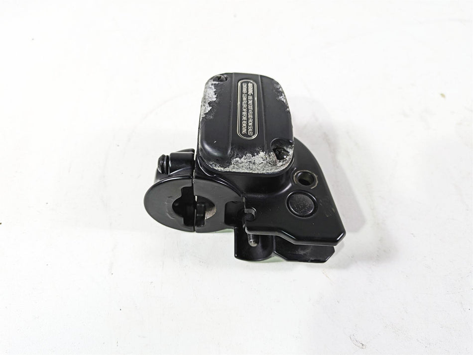 2020 Harley Touring FLHT Electra Glide Front Brake Master Cylinder 44551-08F {{ shop.shopifyCountryName }} - Mototech271