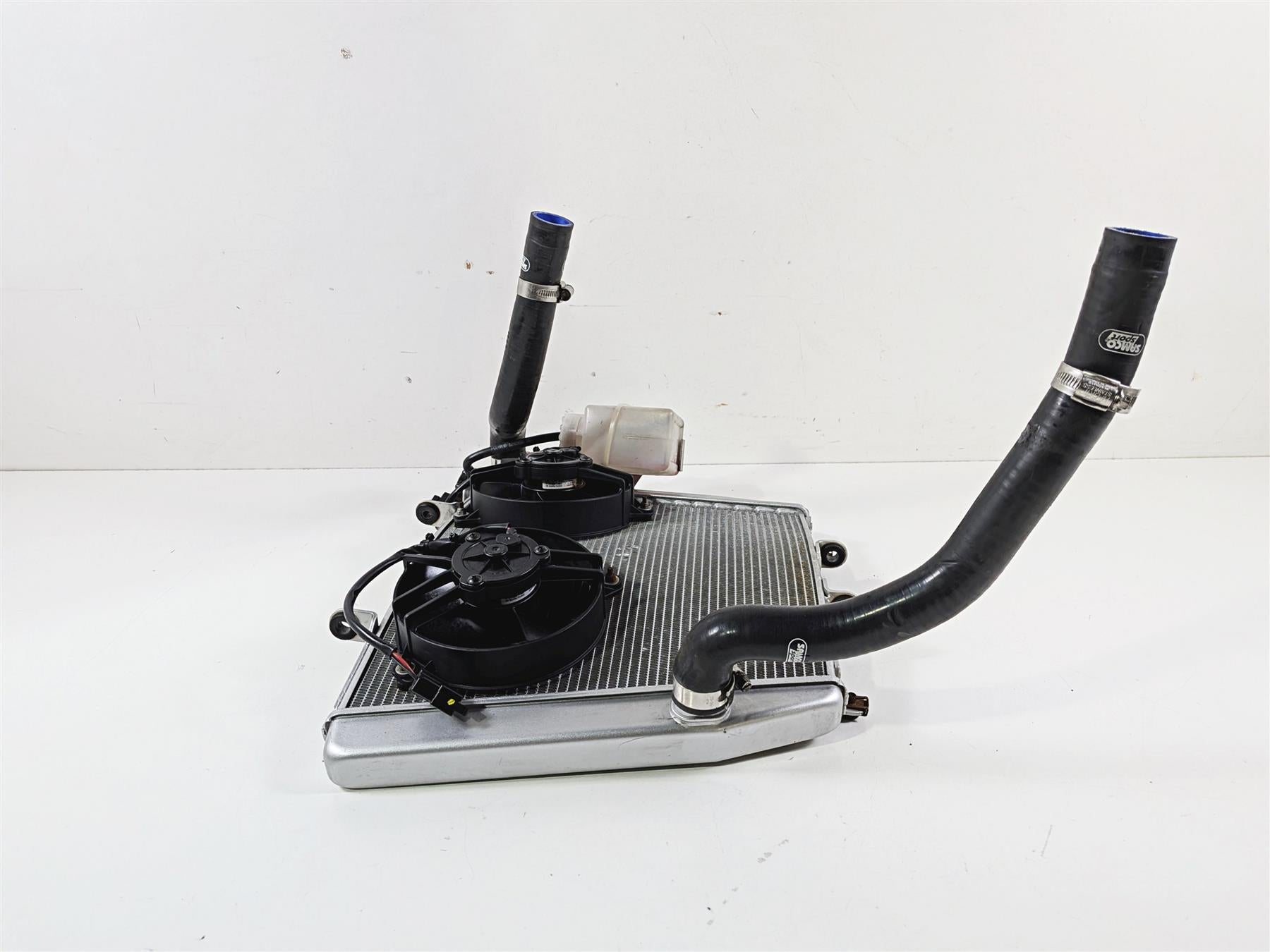 2018 Aprilia RSV4 RR Radiator Fan Reservoir Hoses Set - No Leaks B045753 {{ shop.shopifyCountryName }} - Mototech271