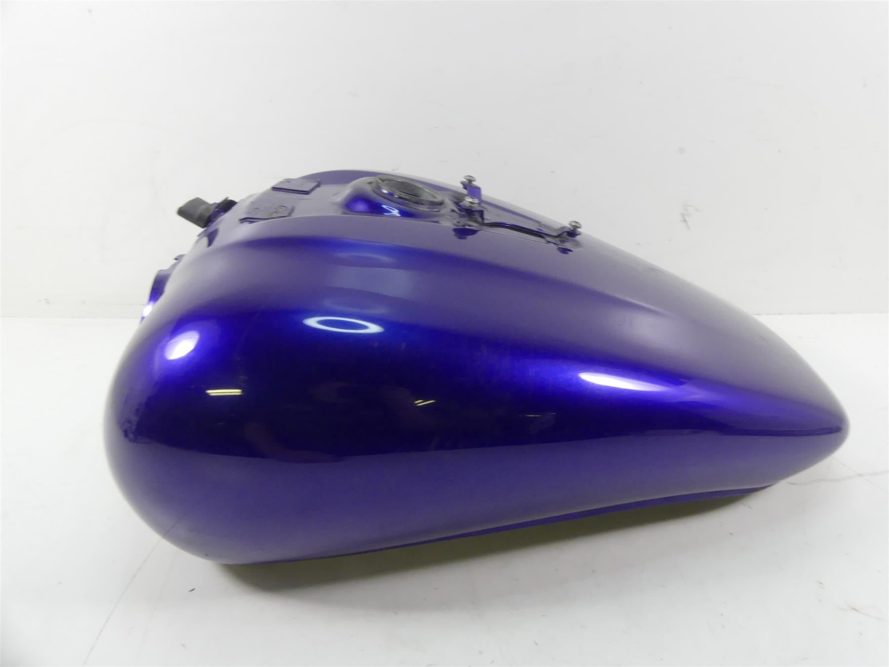 2003 Honda VTX1800R Fuel Gas Petrol Tank Reservoir - Read 17520-MCV-670Z {{ shop.shopifyCountryName }} - Mototech271