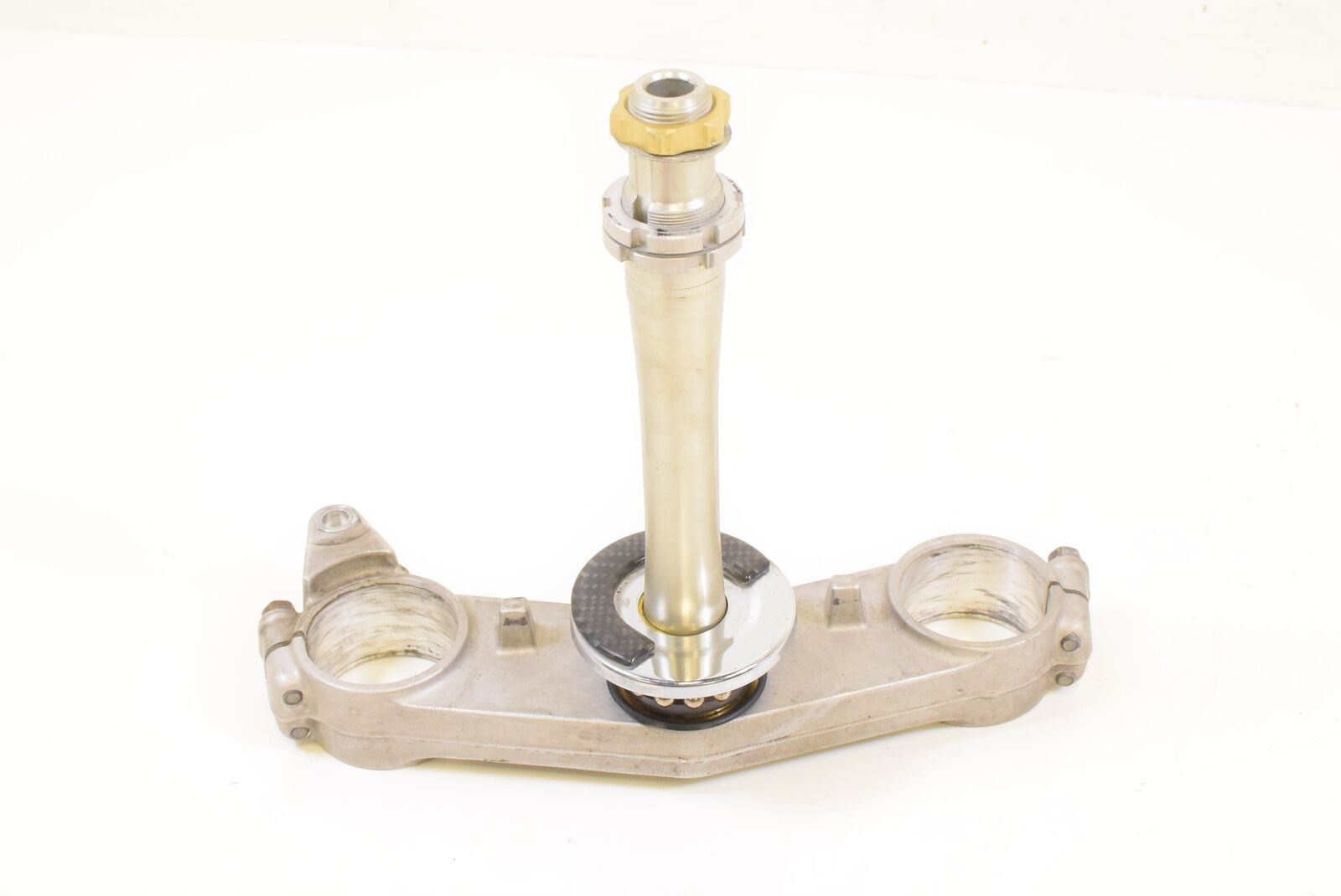 2006 Suzuki GSX1300 R Hayabusa Lower Triple Tree Steering Clamp 51410-24F30 {{ shop.shopifyCountryName }} - Mototech271