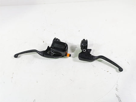 2008 Harley Touring FLHTCU E-Glide 105TH Front Brake Master Cylinder 44551-08F {{ shop.shopifyCountryName }} - Mototech271