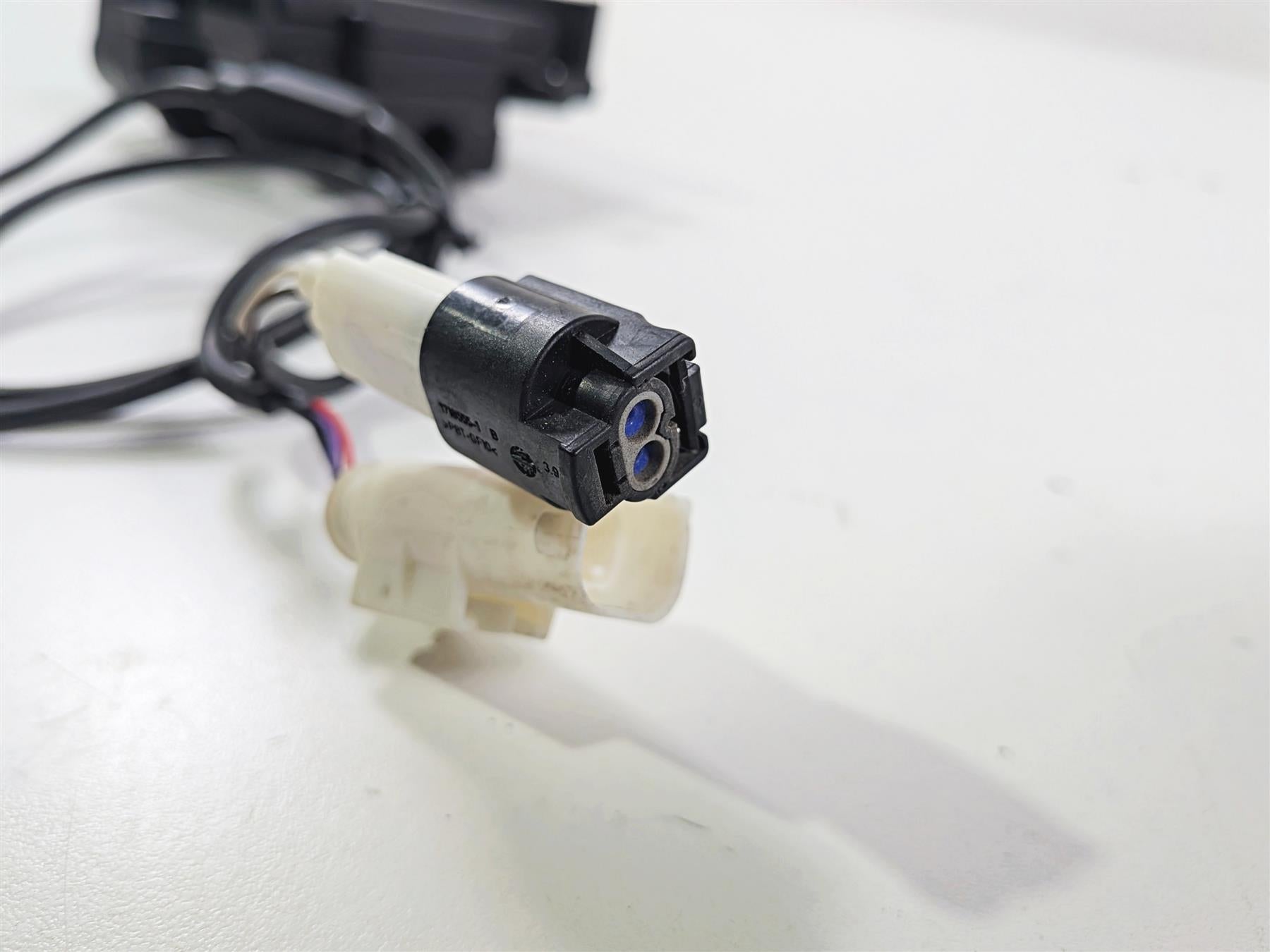 2016 BMW R1200 GS K50 Gps Mount Cradle & Cover Set 65908524462 65908354256 {{ shop.shopifyCountryName }} - Mototech271