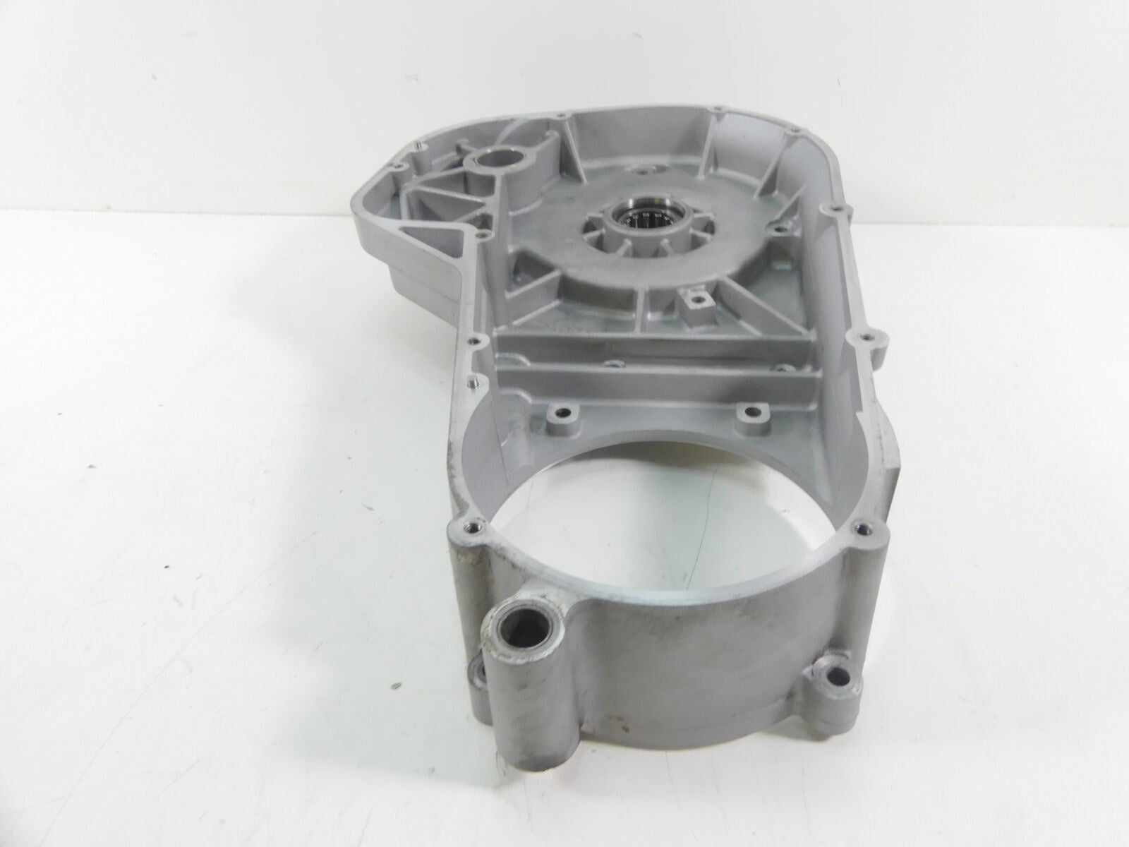 2006 Harley Touring FLHCU SE CVO Inner Primary Drive Clutch Cover 60677-01C {{ shop.shopifyCountryName }} - Mototech271
