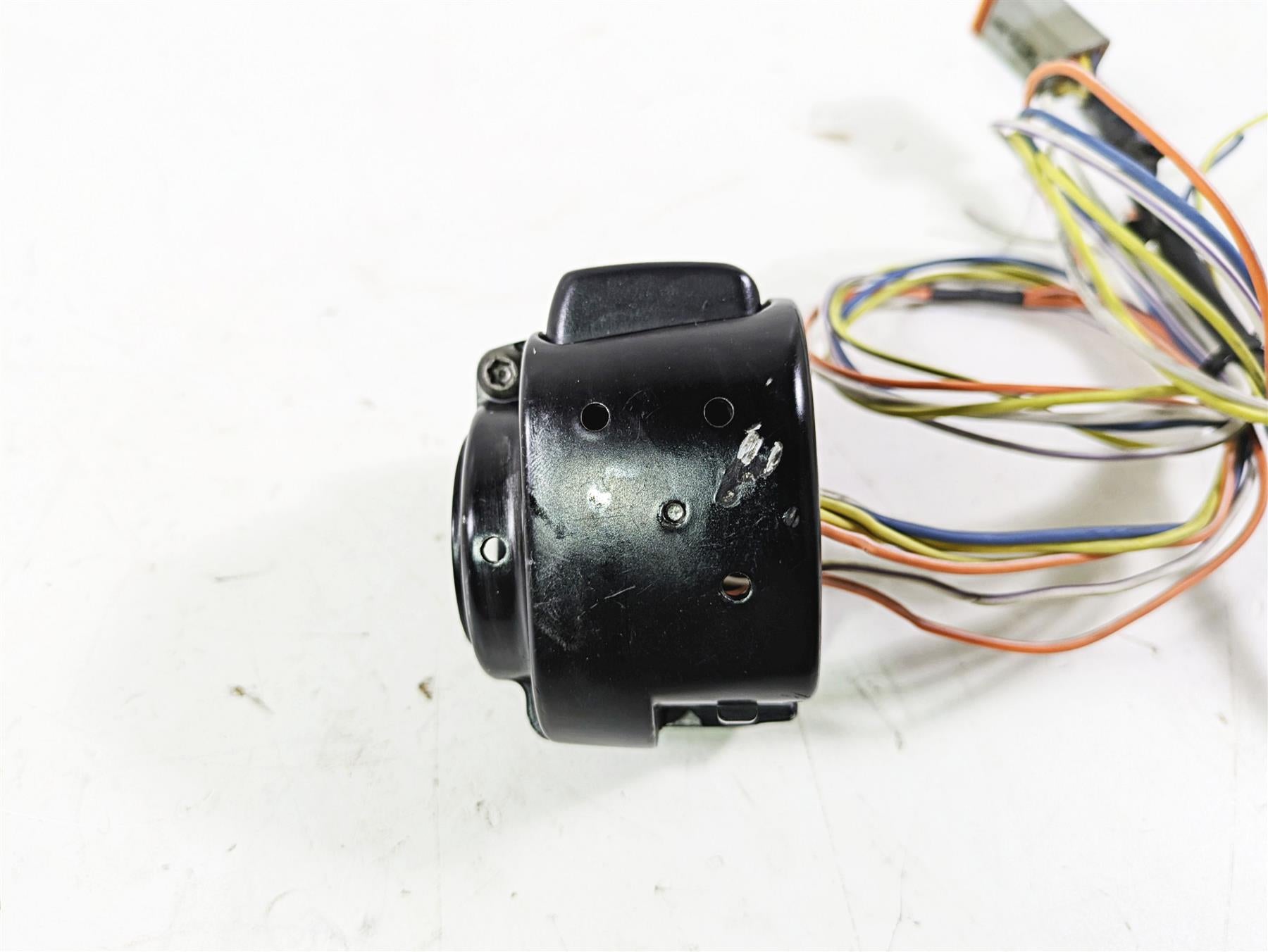 2003 Harley Softail FXSTDI Deuce 100th Left Hand Control Switch - Read 71682-06A {{ shop.shopifyCountryName }} - Mototech271