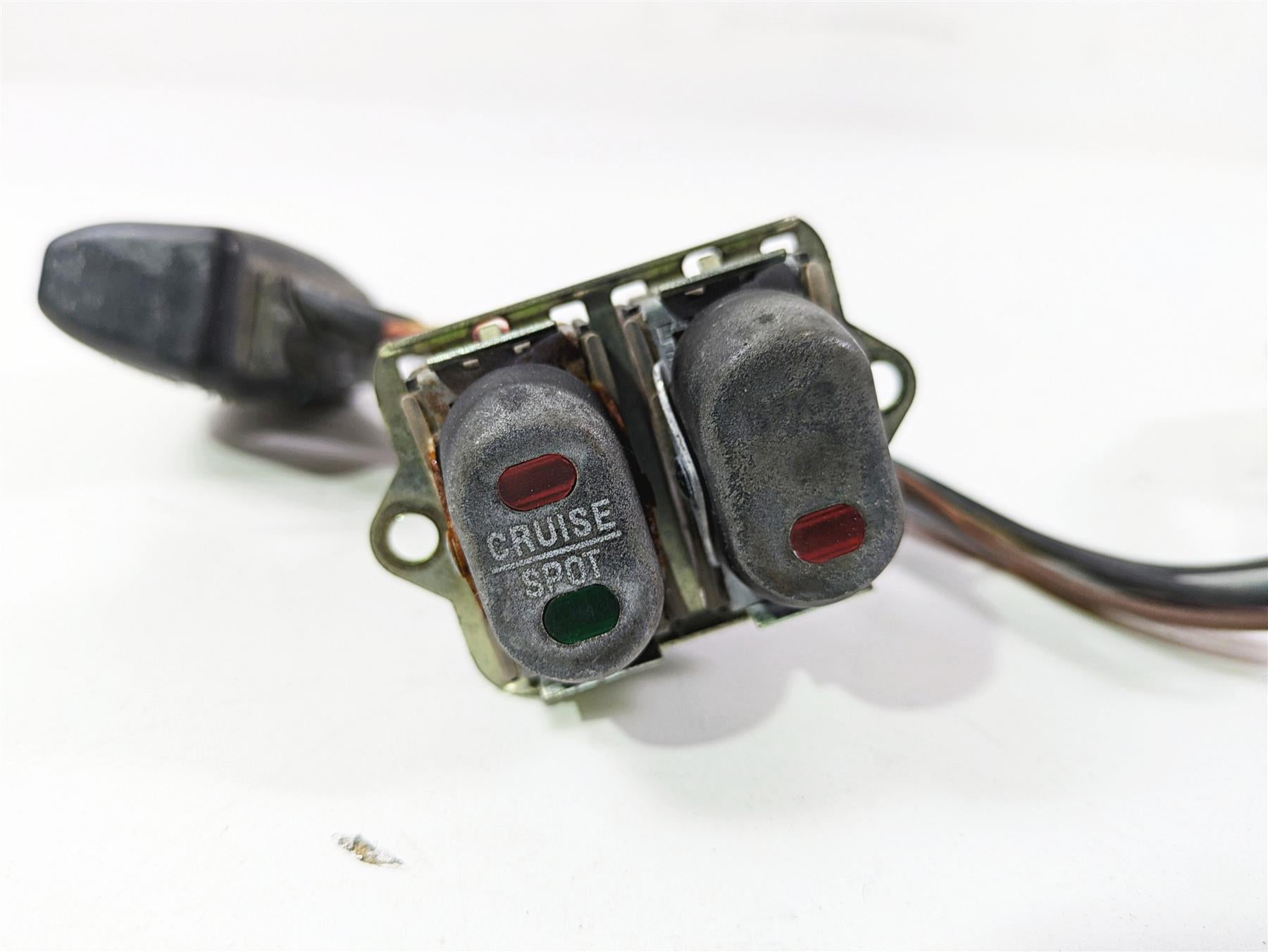 2011 Harley Touring FLHTCUSE CVO E-Glide Auxiliary Switches Faded 70290-07 {{ shop.shopifyCountryName }} - Mototech271