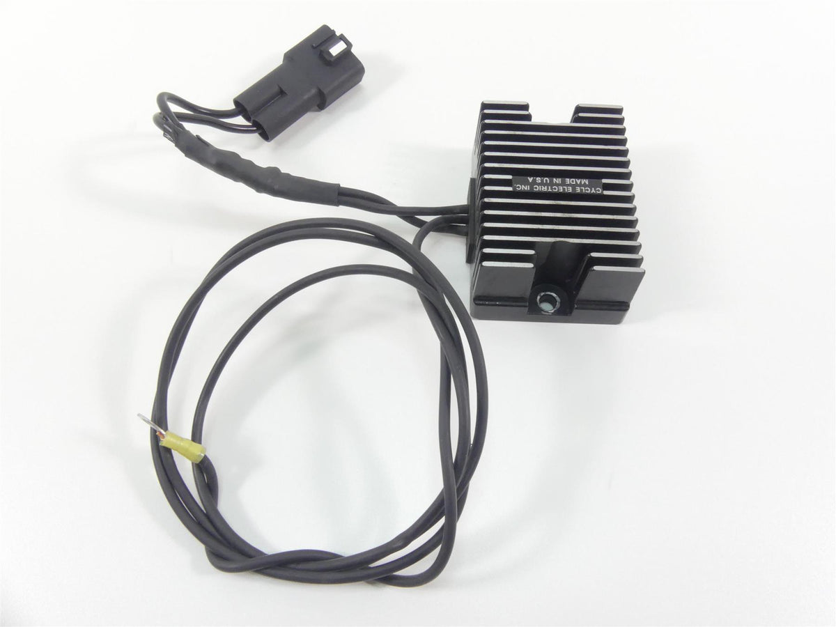 1999 Harley Dyna FXDL Low Rider Rectifier Voltage Regulator 74518-99A {{ shop.shopifyCountryName }} - Mototech271