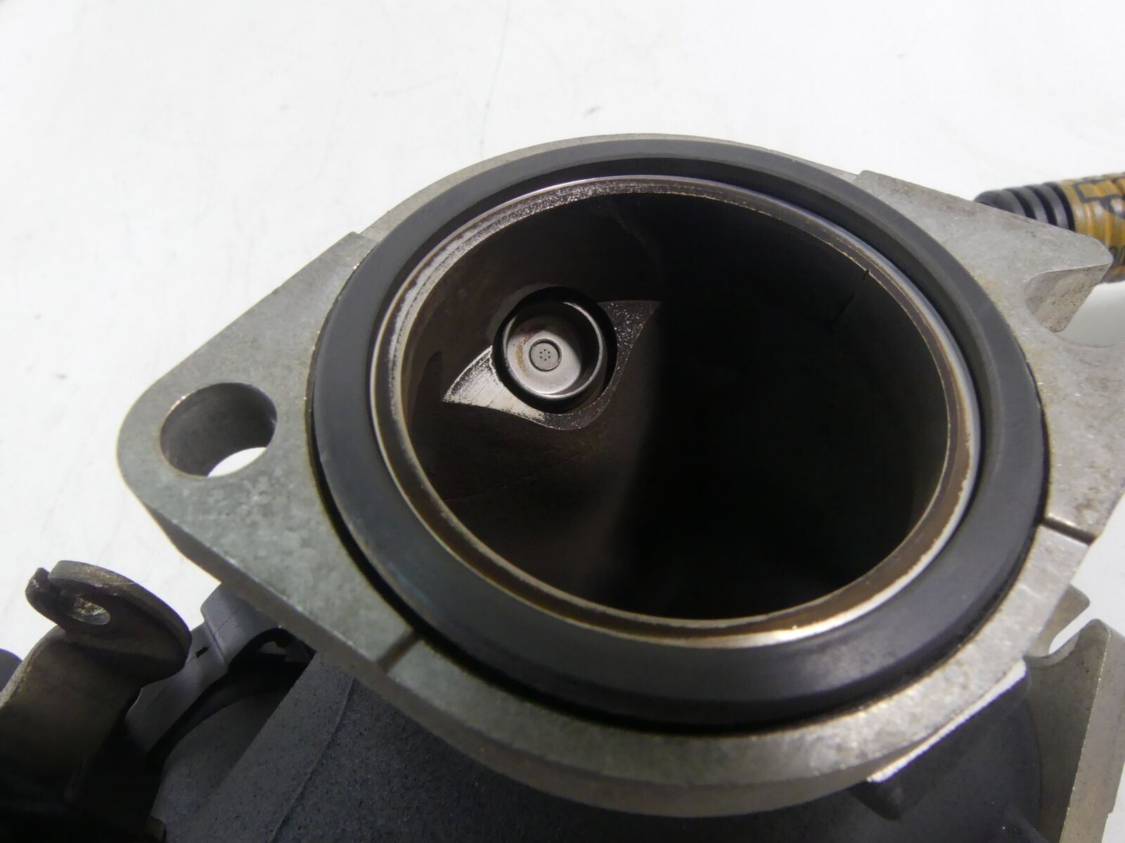 2006 Harley Touring FLHCU SE CVO Throttle Body Bodies Fuel Injectors 27708-06 {{ shop.shopifyCountryName }} - Mototech271