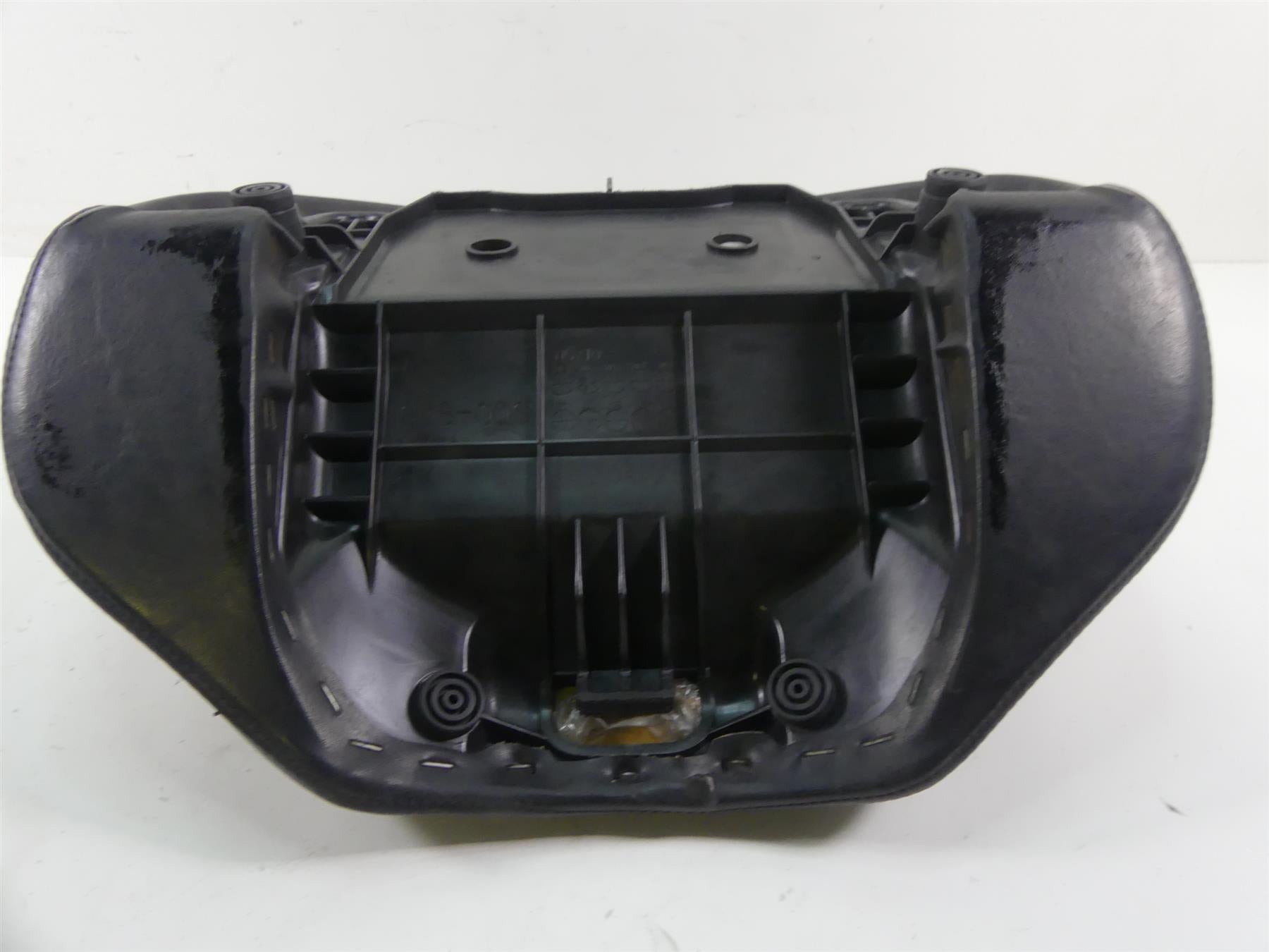 2007 Yamaha XVS1300 V-Star Front Rider Driver Saddle Seat 3D8-24710-00-00 {{ shop.shopifyCountryName }} - Mototech271