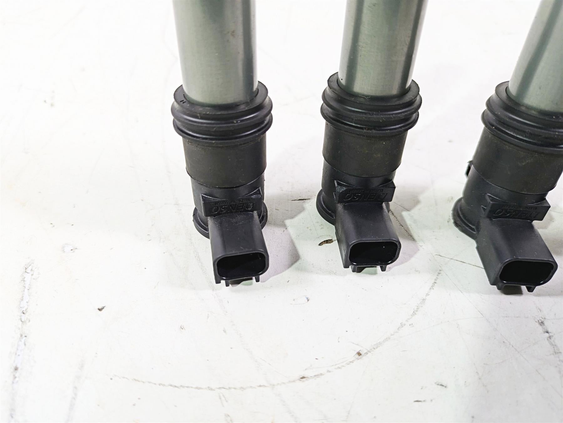 2016 Suzuki GSXR1000 Ignition Coils Stick Coils Set 33410-47H00 {{ shop.shopifyCountryName }} - Mototech271