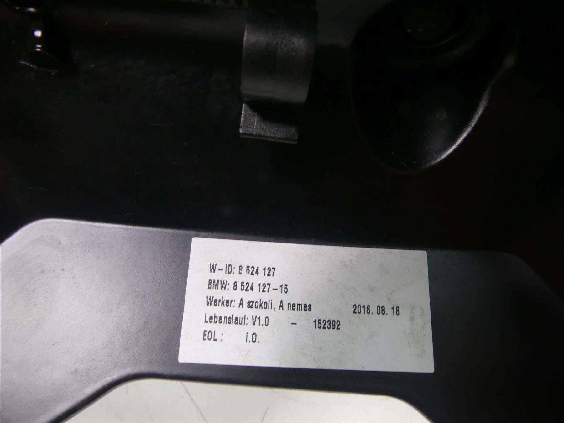2017 BMW R1200GS GSW K50 Front Center Panel Stay Carrier Mount 46637726524 {{ shop.shopifyCountryName }} - Mototech271