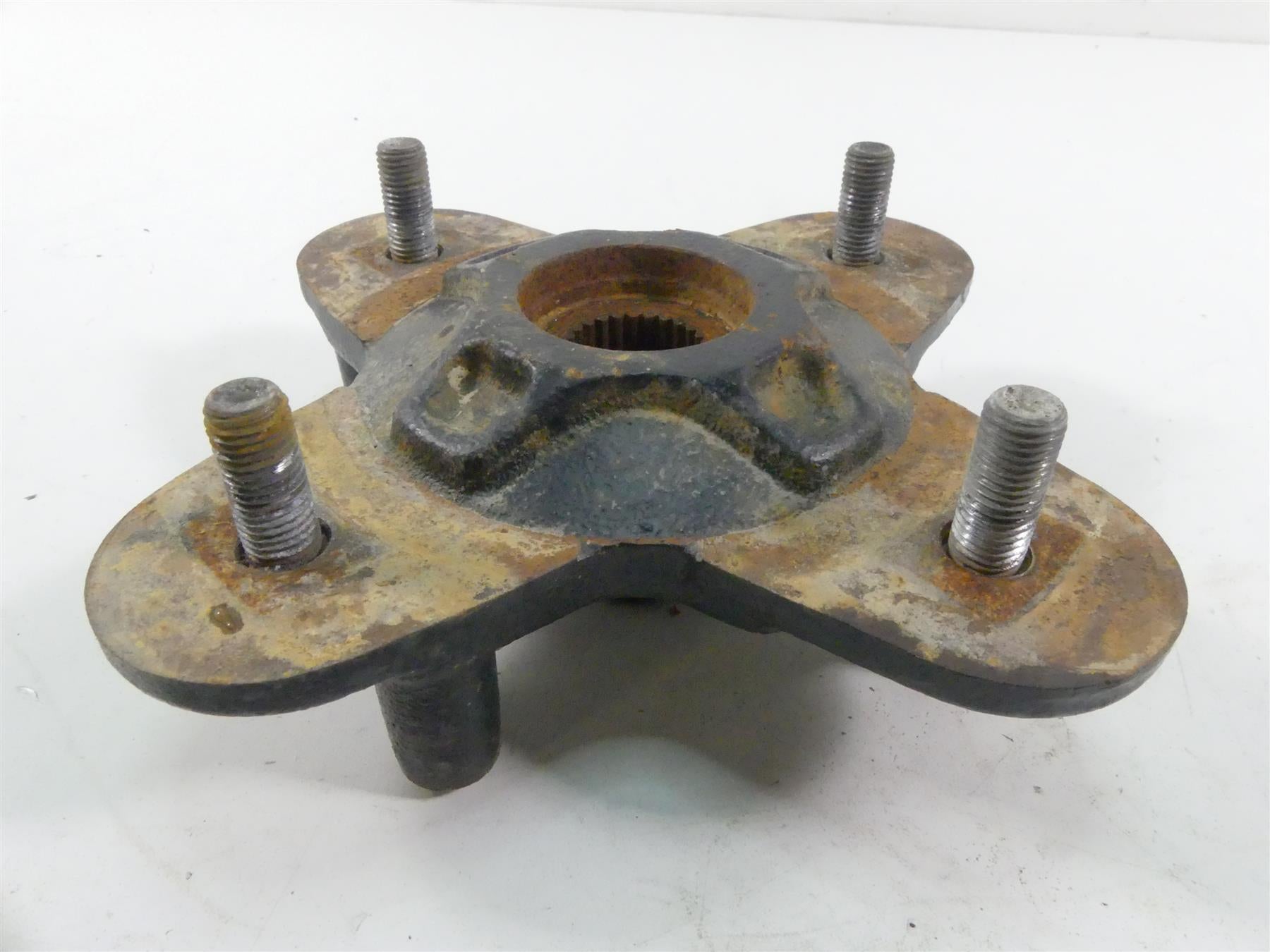 2018 Polaris RZR S 900 Front Left Side Wheel Rim Hub 5141366 {{ shop.shopifyCountryName }} - Mototech271