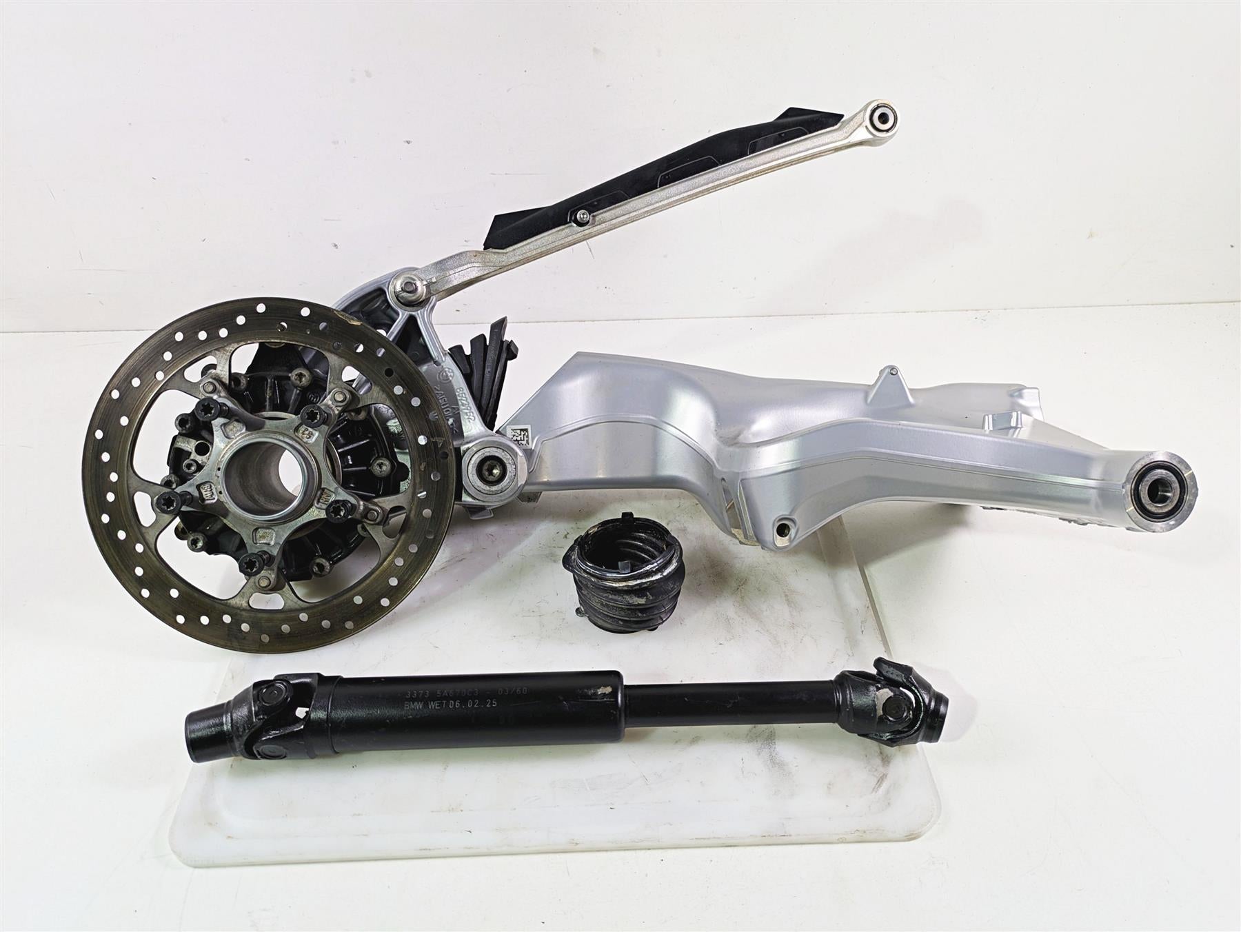 2017 BMW R1200 GS K50 Differential Drive Shaft Swingarm 32/11 33748544982