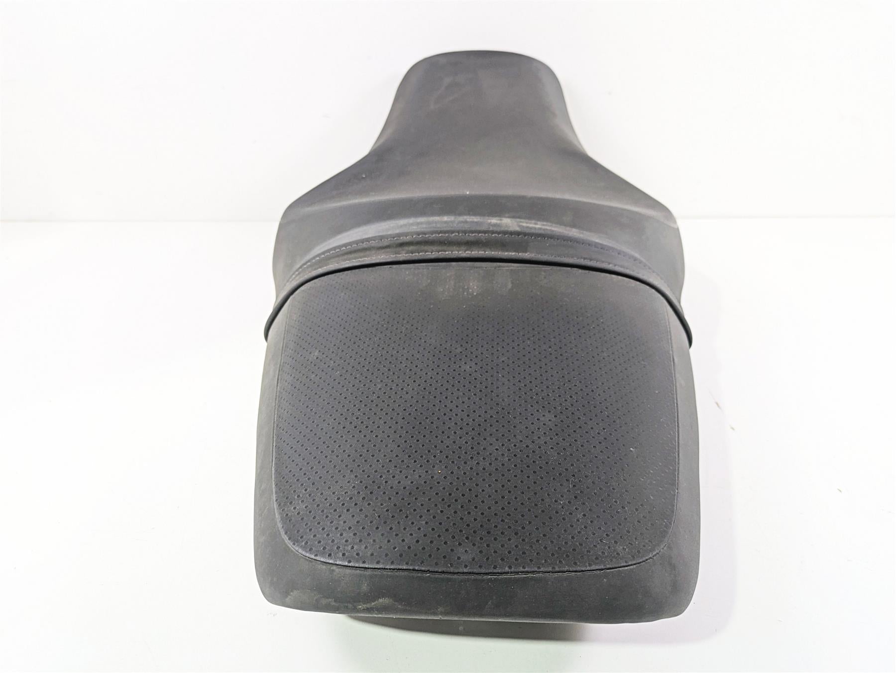 2023 Kawasaki ZX1400 ZX14R Ninja Seat Saddle - Small Tear 53066-0433 {{ shop.shopifyCountryName }} - Mototech271