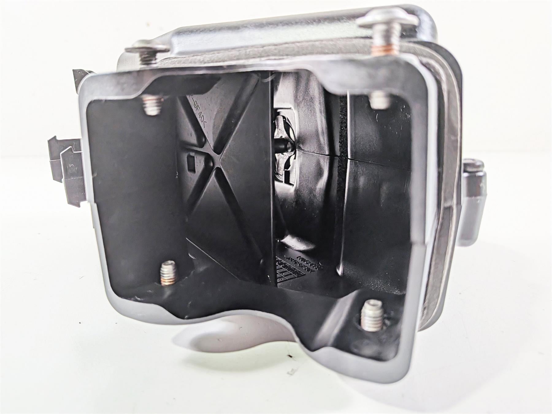2022 Kawasaki ZX10R ZX1000 Ninja Front Center Air Duct Scoop Ram 39045-0058 {{ shop.shopifyCountryName }} - Mototech271