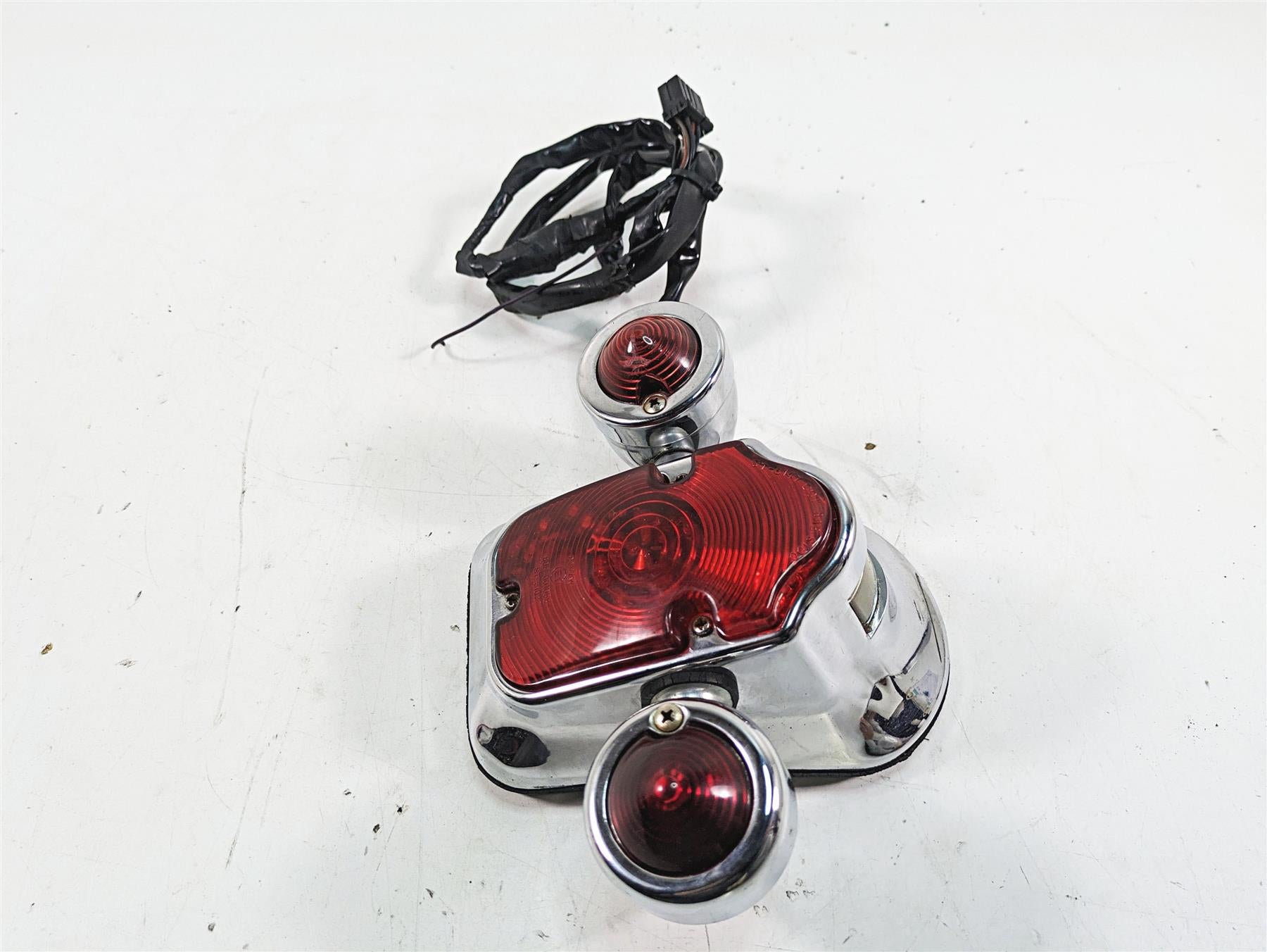 2000 Harley FXSTS Softail Springer Rear Tombstone Tail Light Blinker Set {{ shop.shopifyCountryName }} - Mototech271